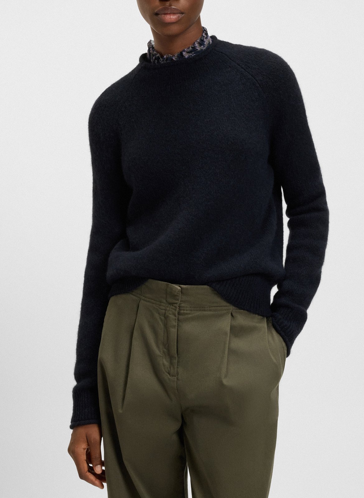 Pull droit col rond uni en laine mélangée BOSS Bleu