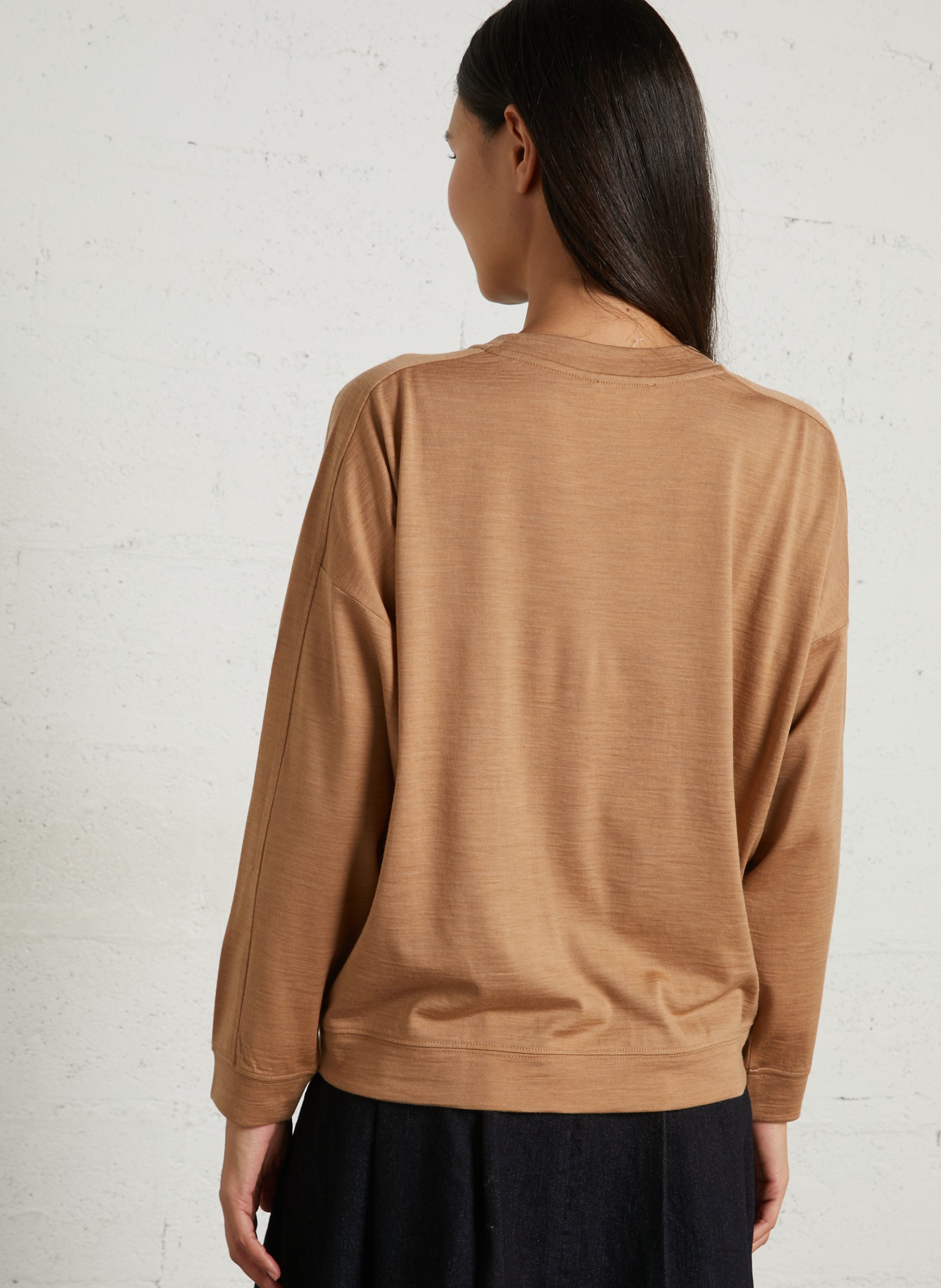 Ruim T-shirt van wol. MAISON 123 Beige
