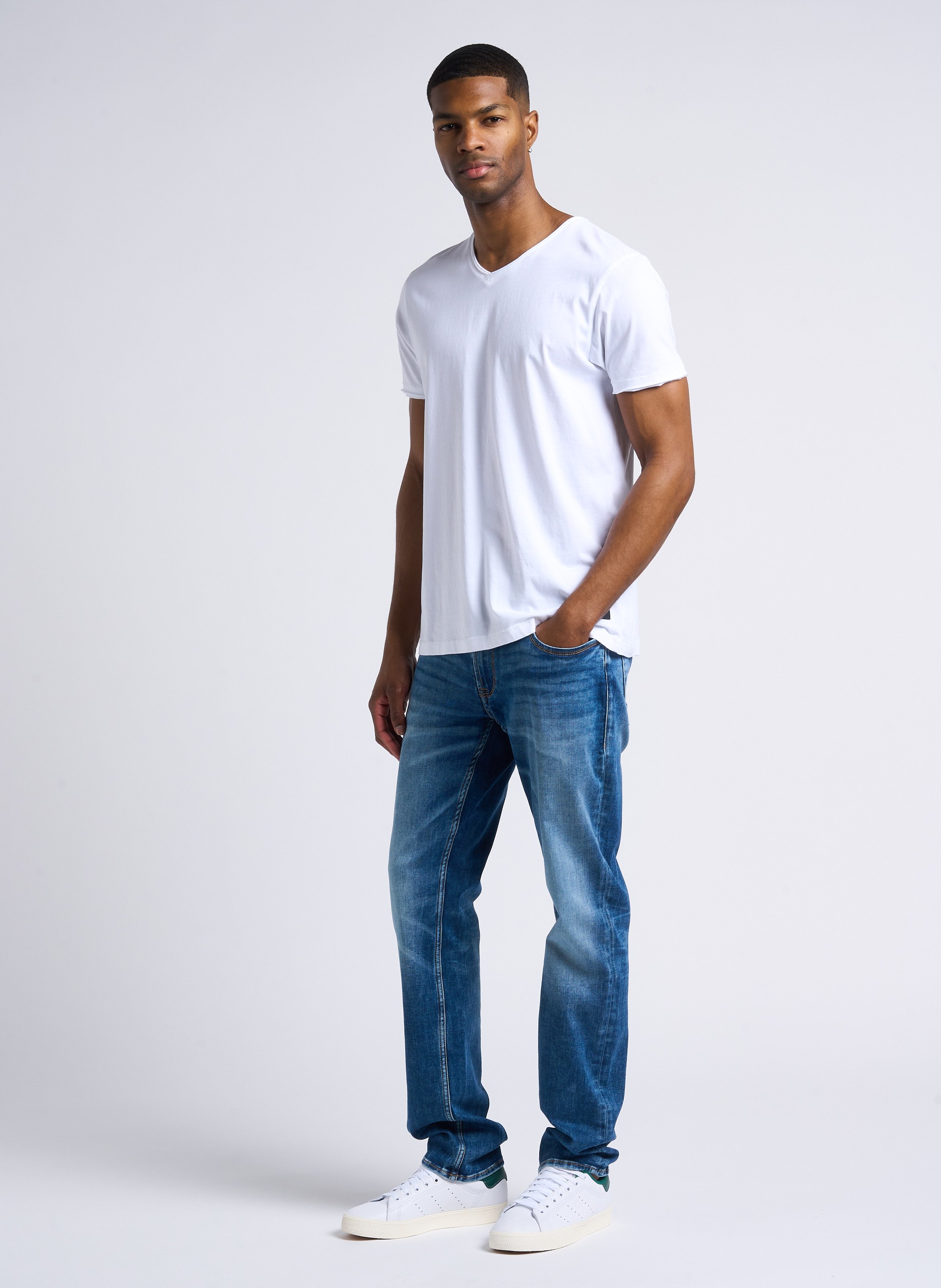 T-shirt dritta con scollo a V arrotolata in cotone LE TEMPS DES CERISES Bianco