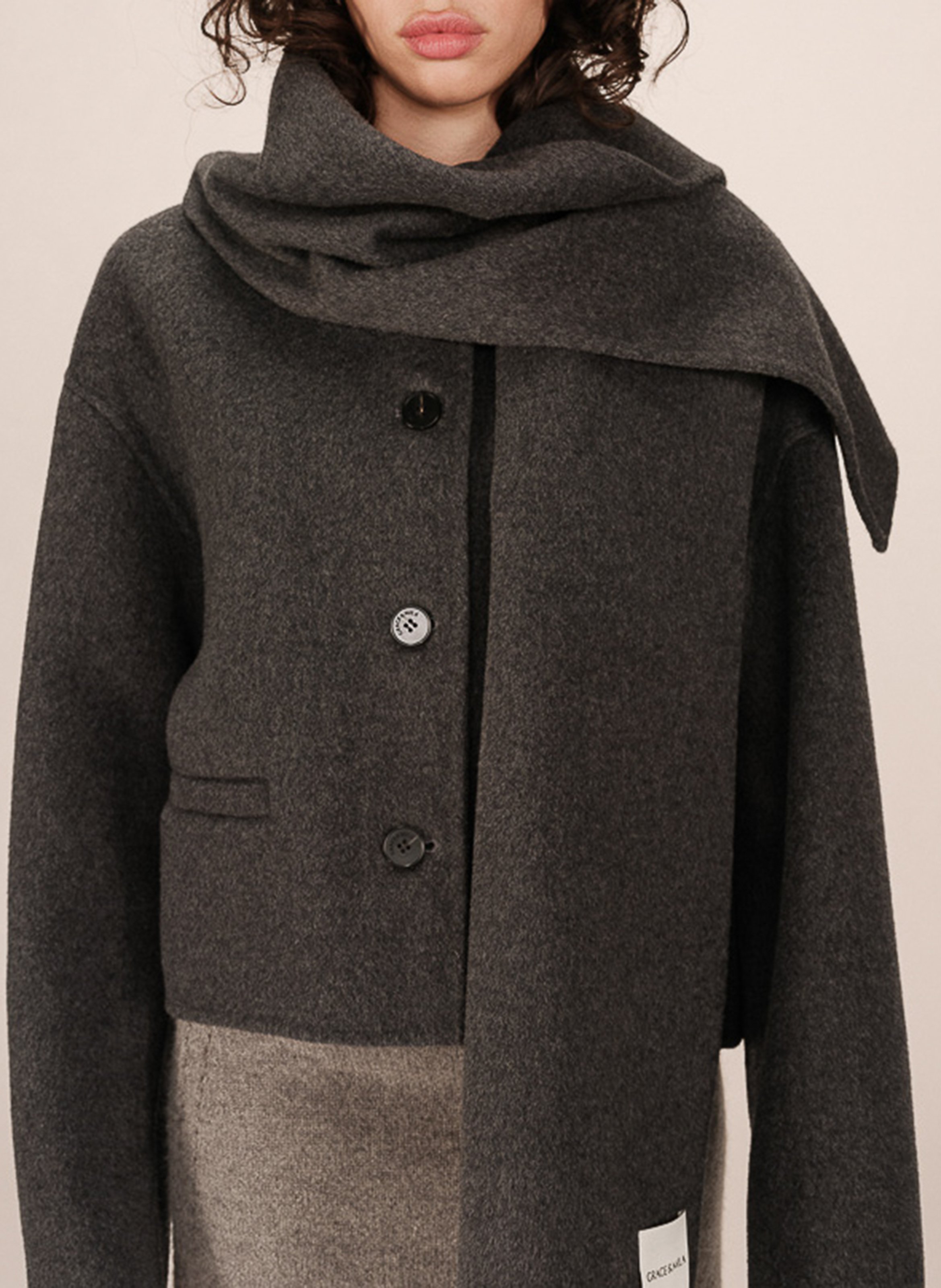 Schal aus Wolle und Seide GRACE ET MILA Grau