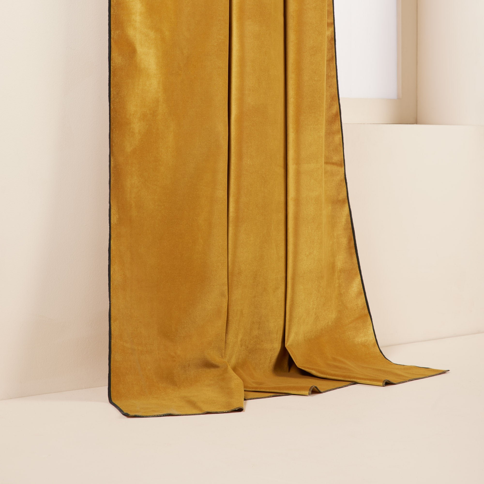 Curtain with black eyelets MADURA Yellow