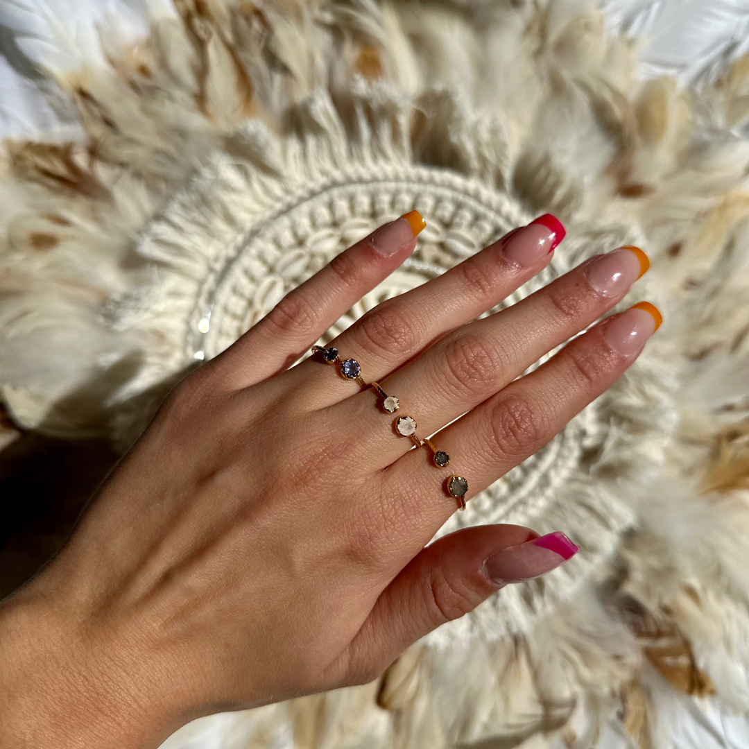 Moonstone ring GINANDGER Blue