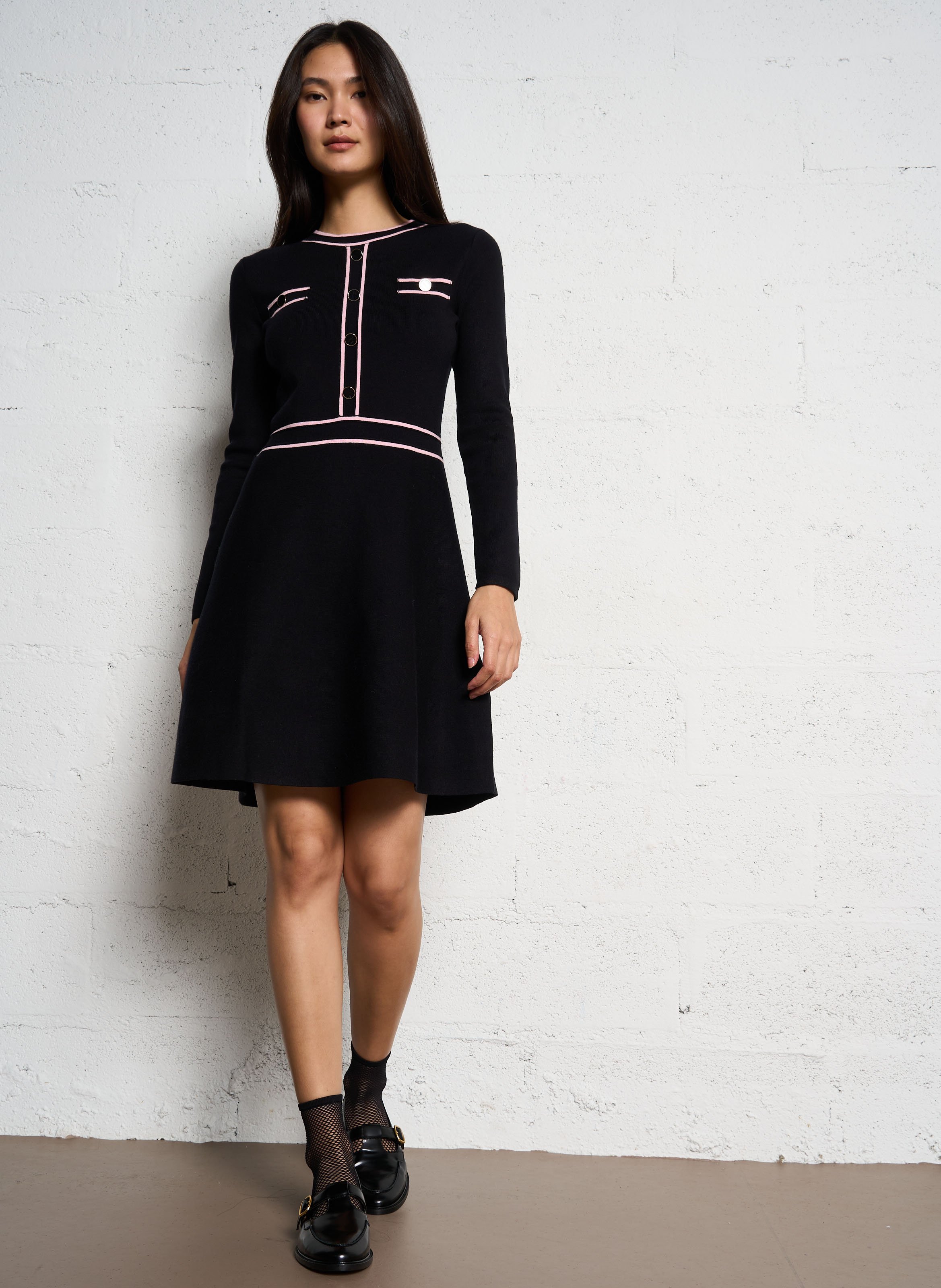 Robe courte cintrée en tricot  MORGAN Noir