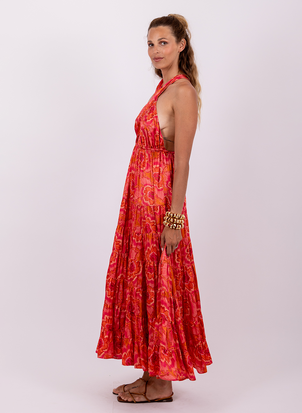 Robe longue fluide croisée à motifs SUNDRESS Rose