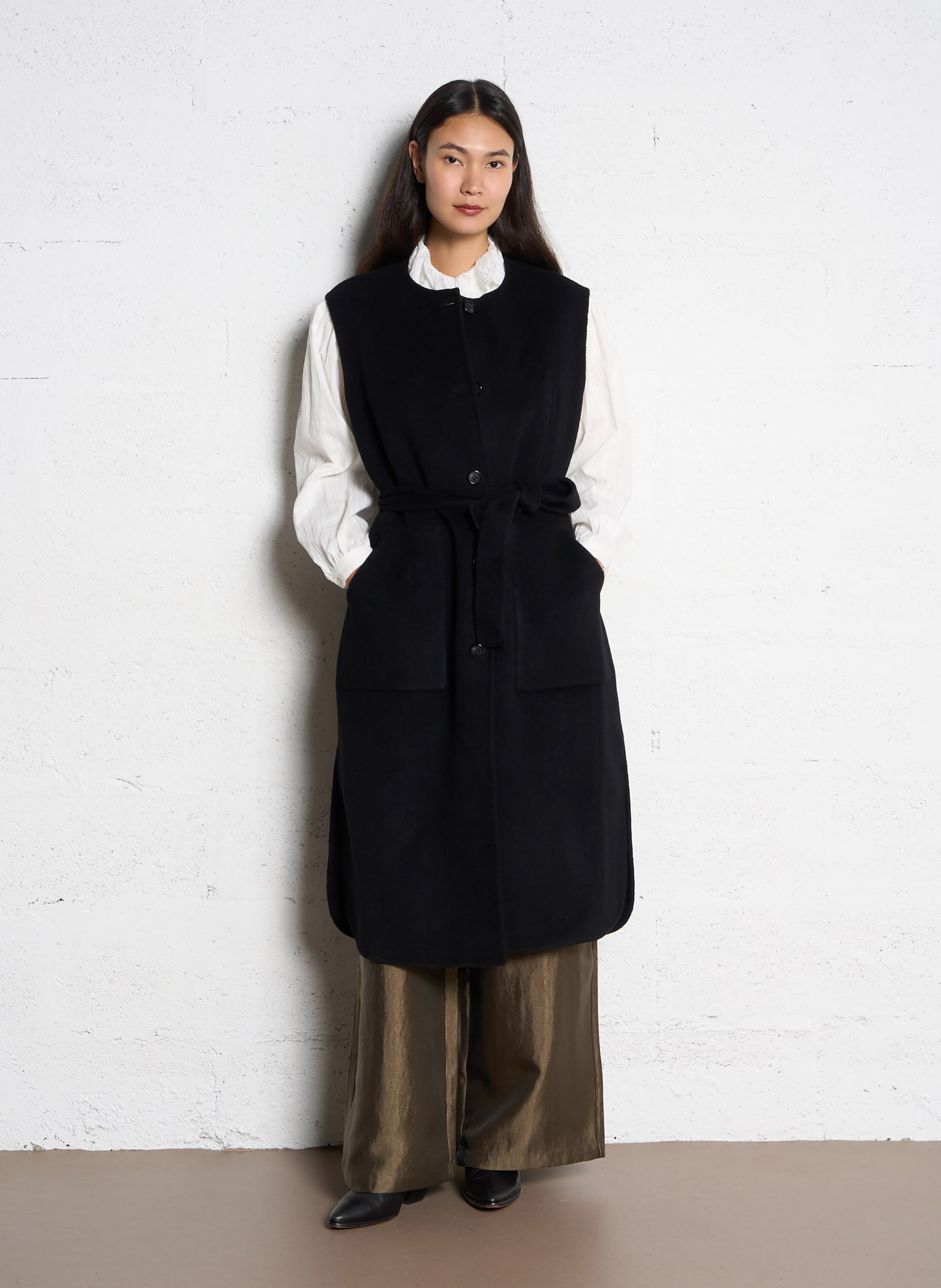 Manteau long sans manches en laine SEE U SOON Noir