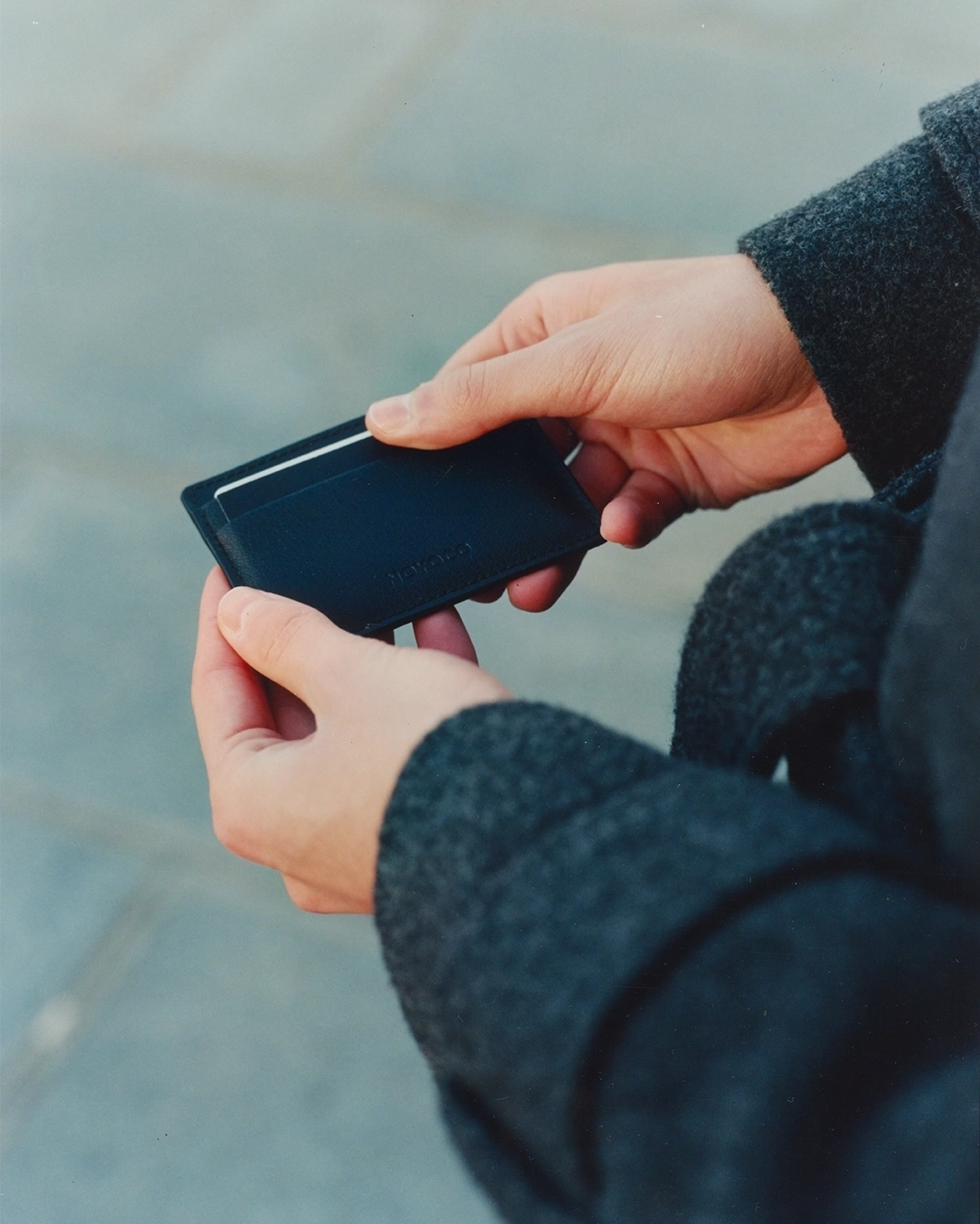 Minimal card holder  black card holder Noyoco Black