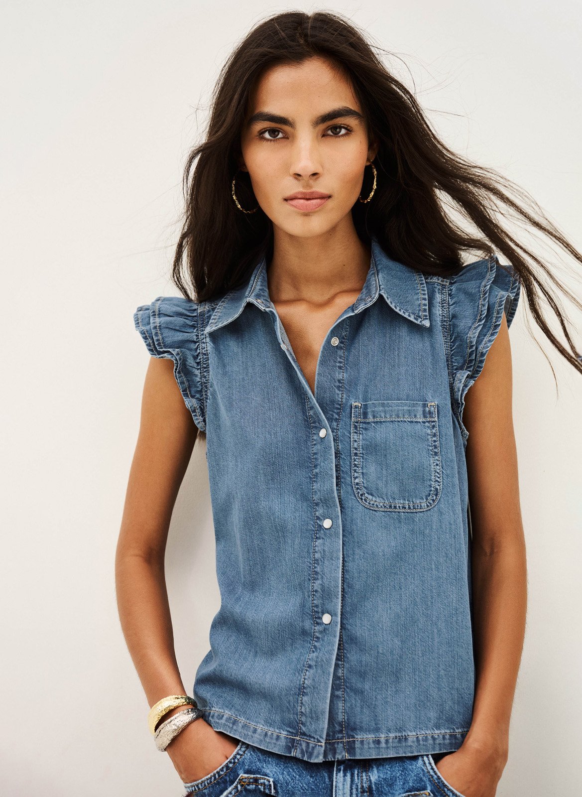 Ärmellose Jeansbluse mit Knopfleiste BA&SH Blau