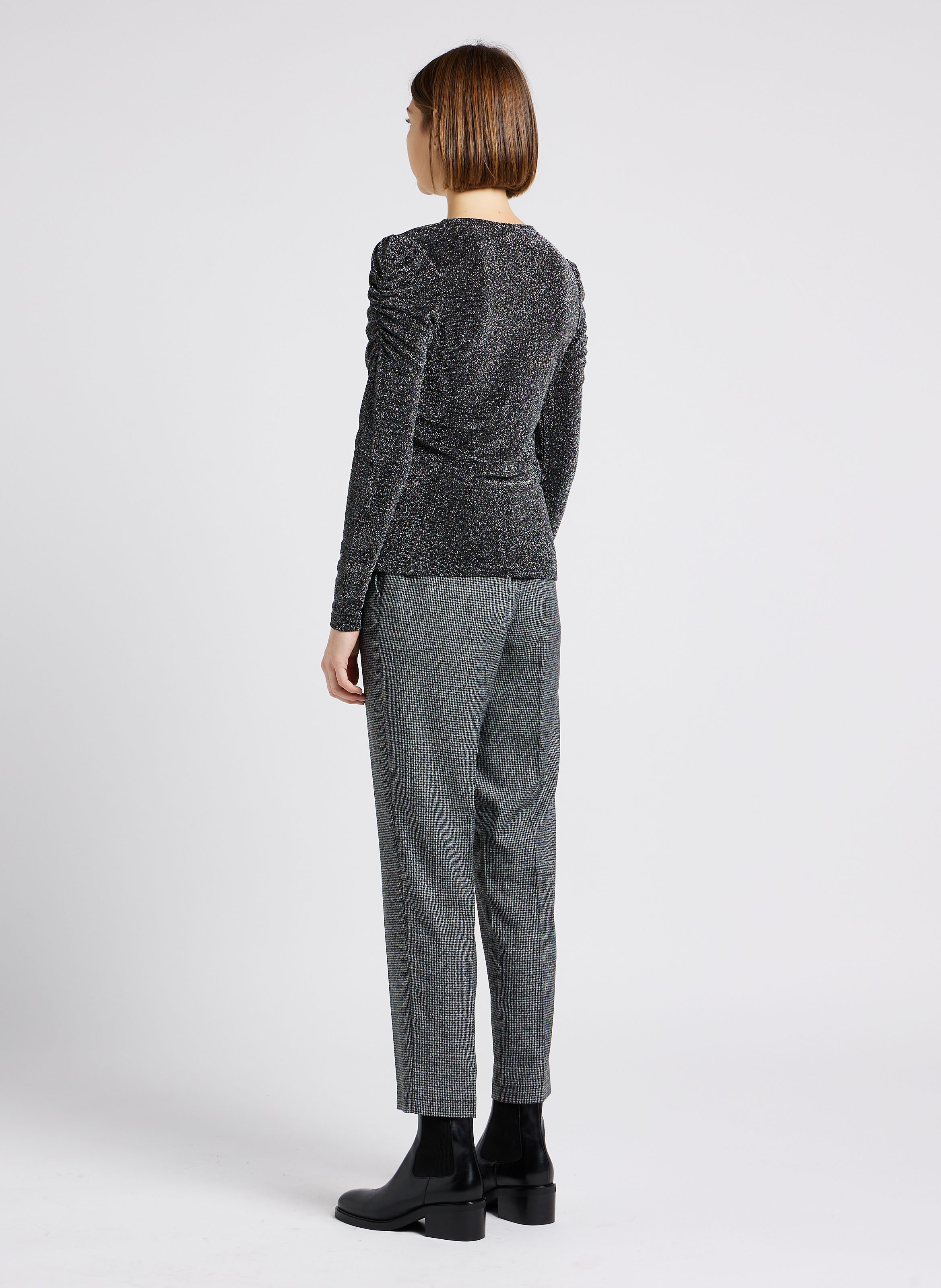 Top droit encolure V effet métallisé VILA Noir