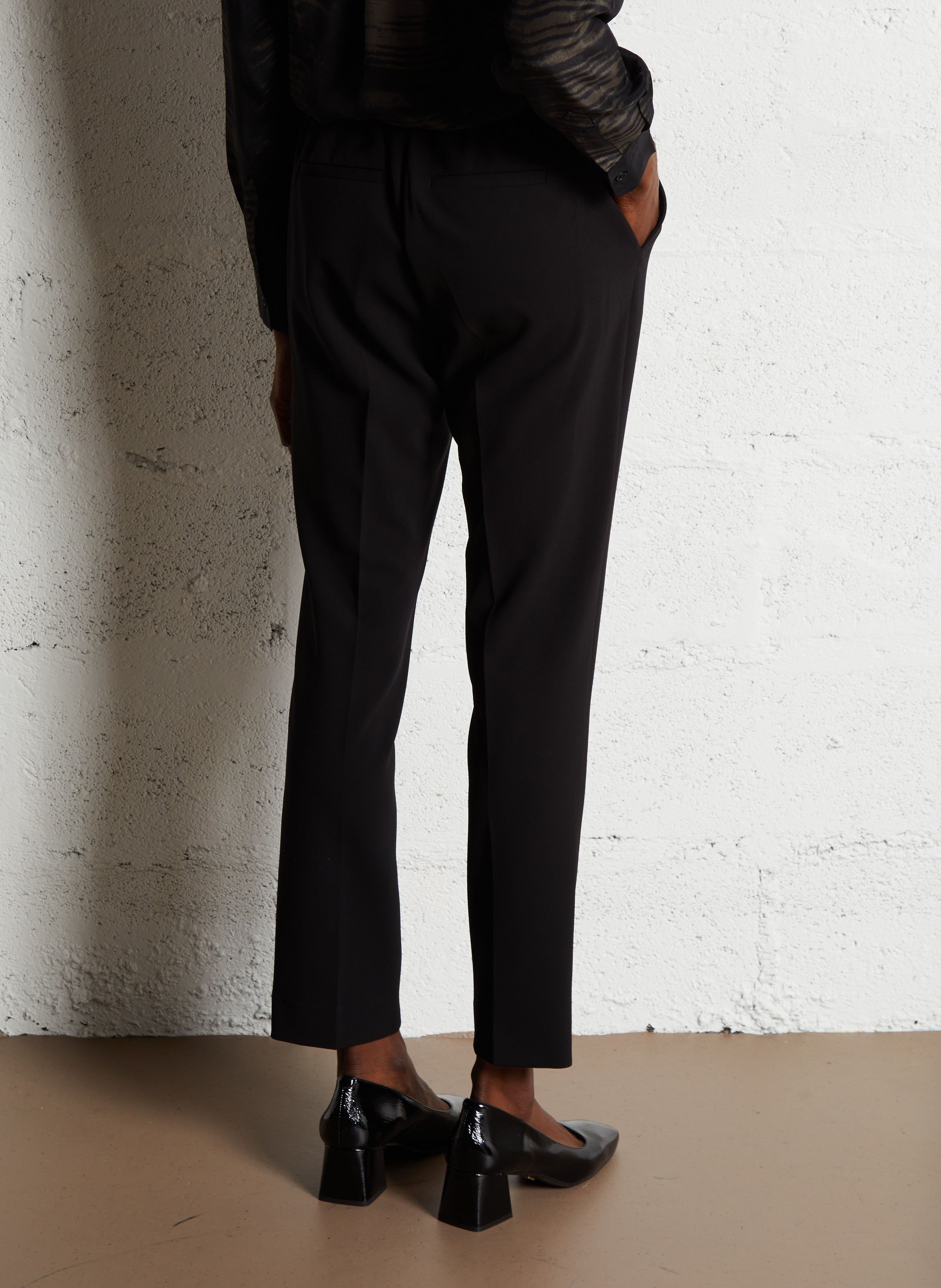 Carrot trousers MAISON 123 Black