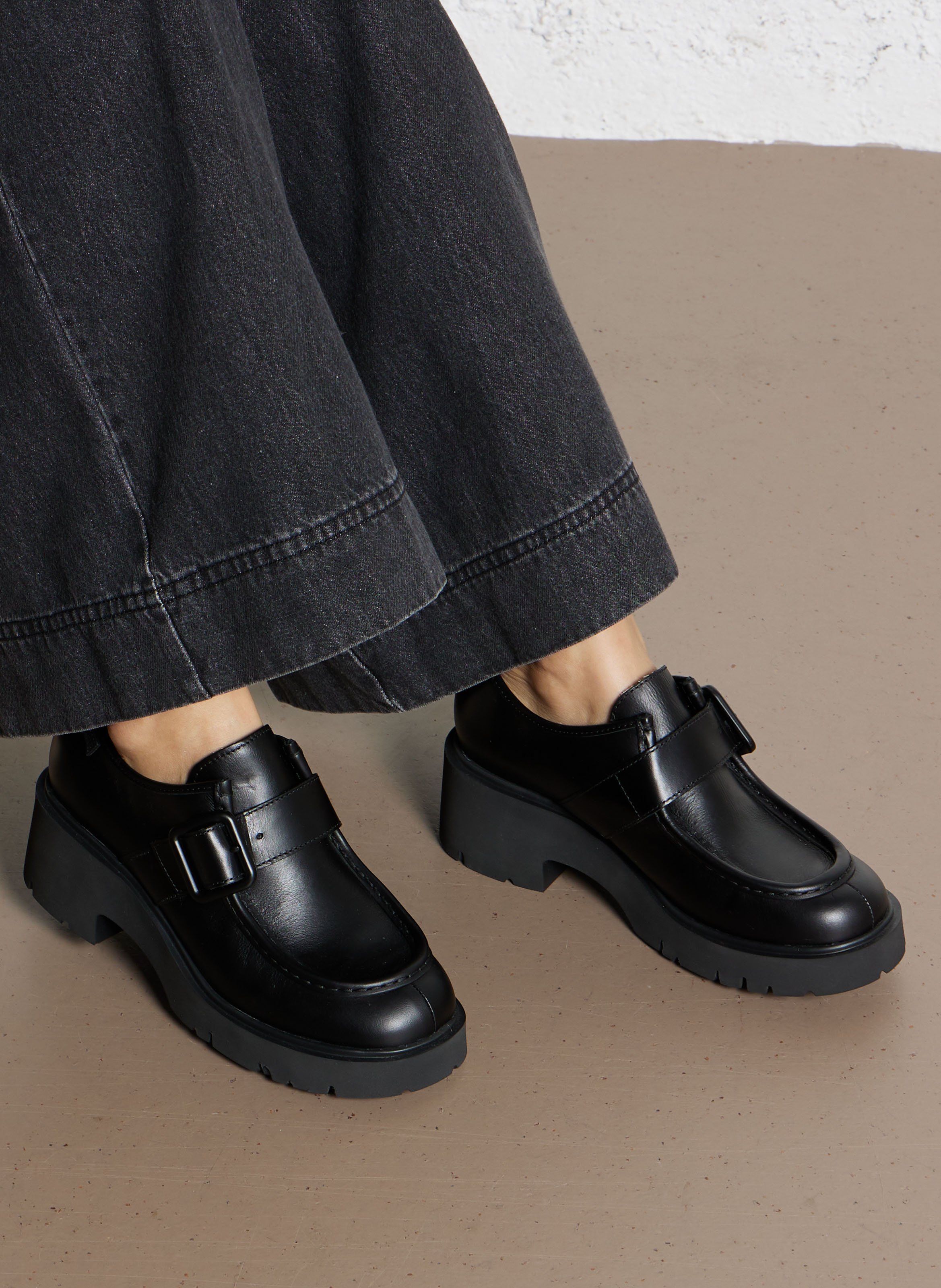 Mocassins compensés en cuir CAMPER Noir