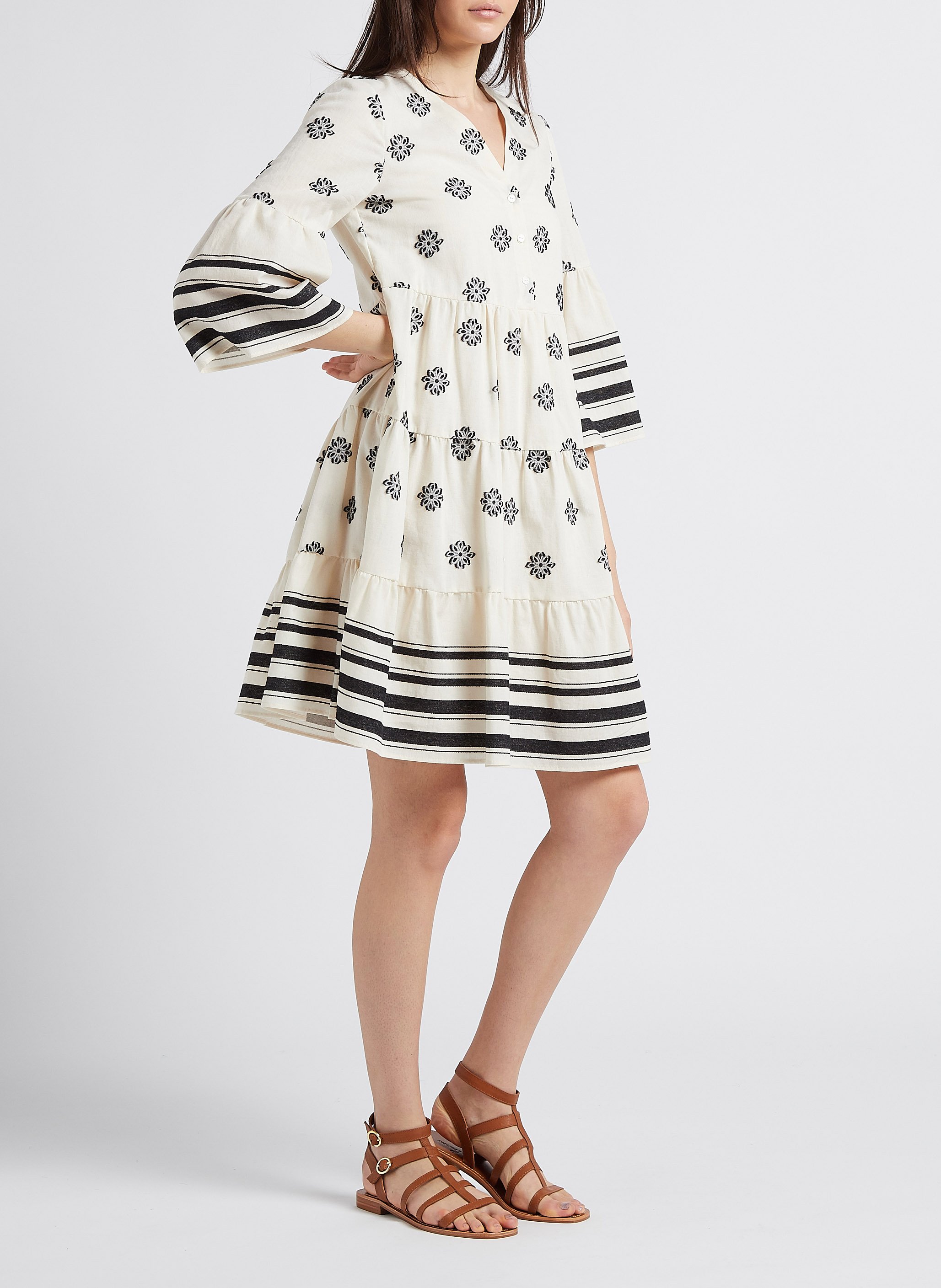 Geblümtes Kurzkleid aus Baumwoll-Mix mit V-Ausschnitt PENNYBLACK Schwarz