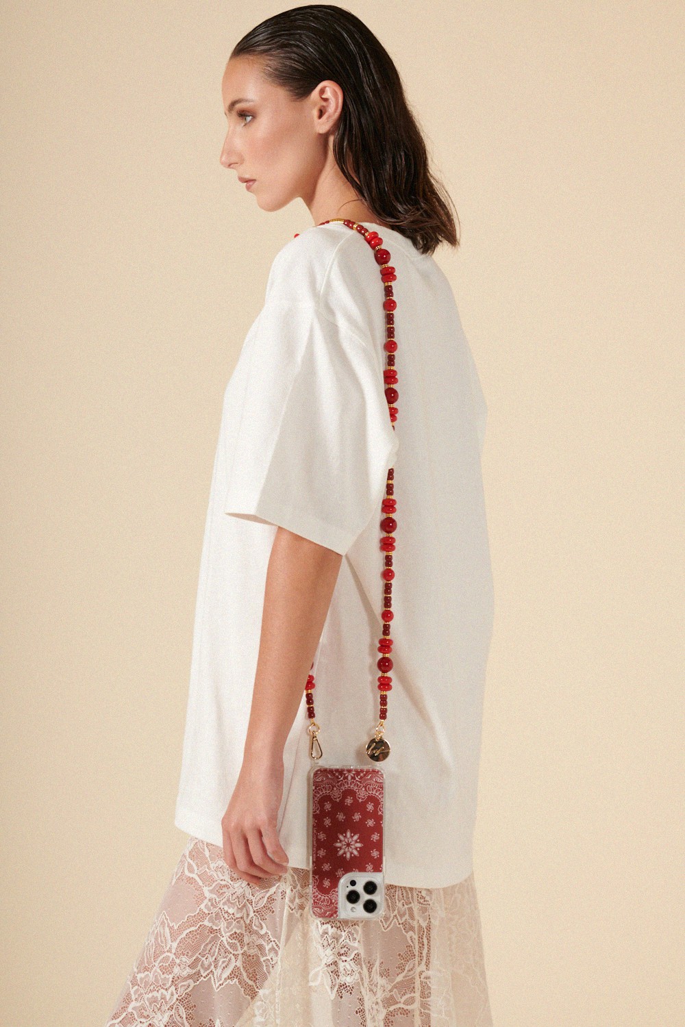 Beaded phone chain LA COQUE FRANCAISE Red