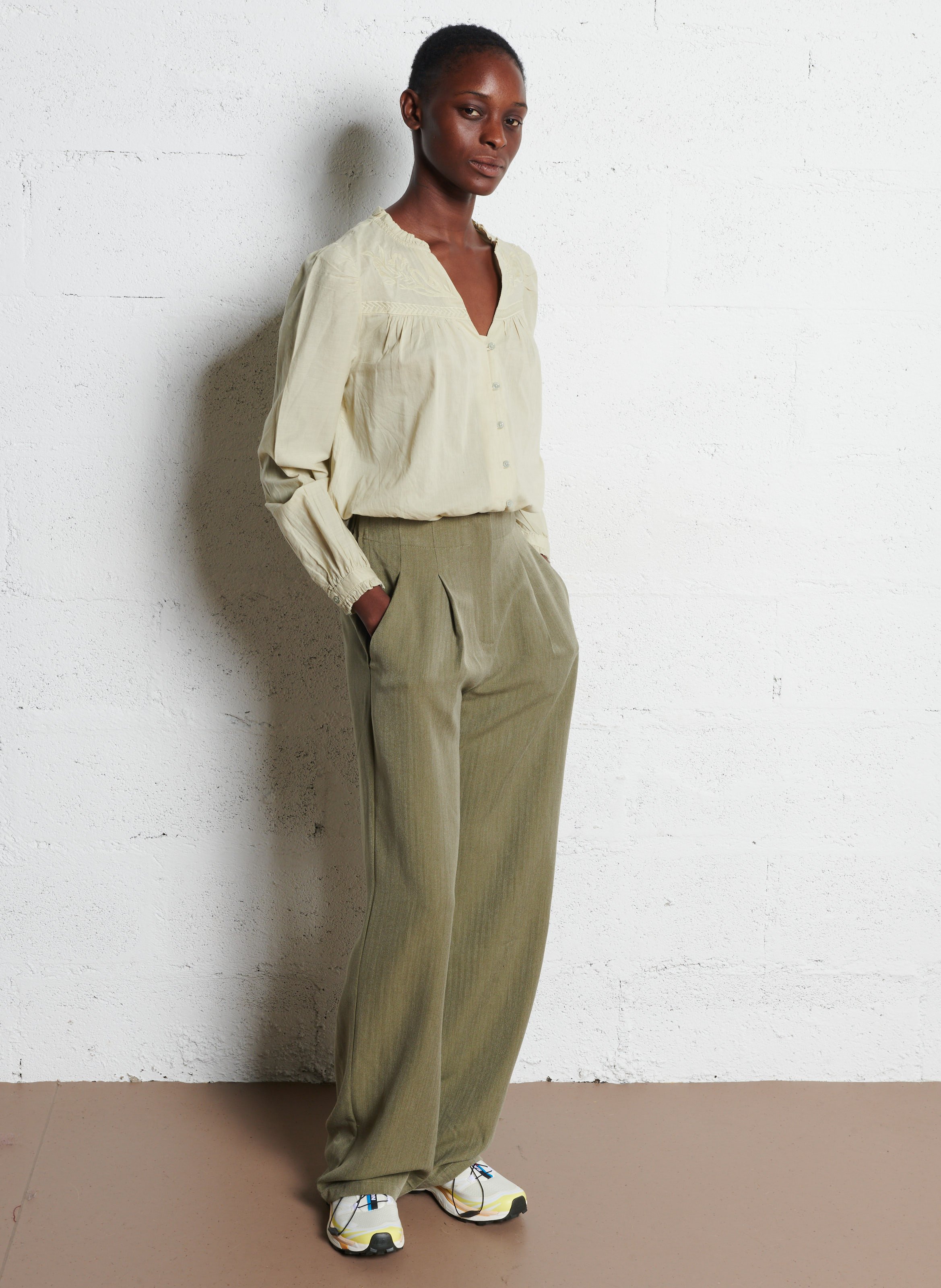 Chemise col V en coton LA PETITE ETOILE Vert