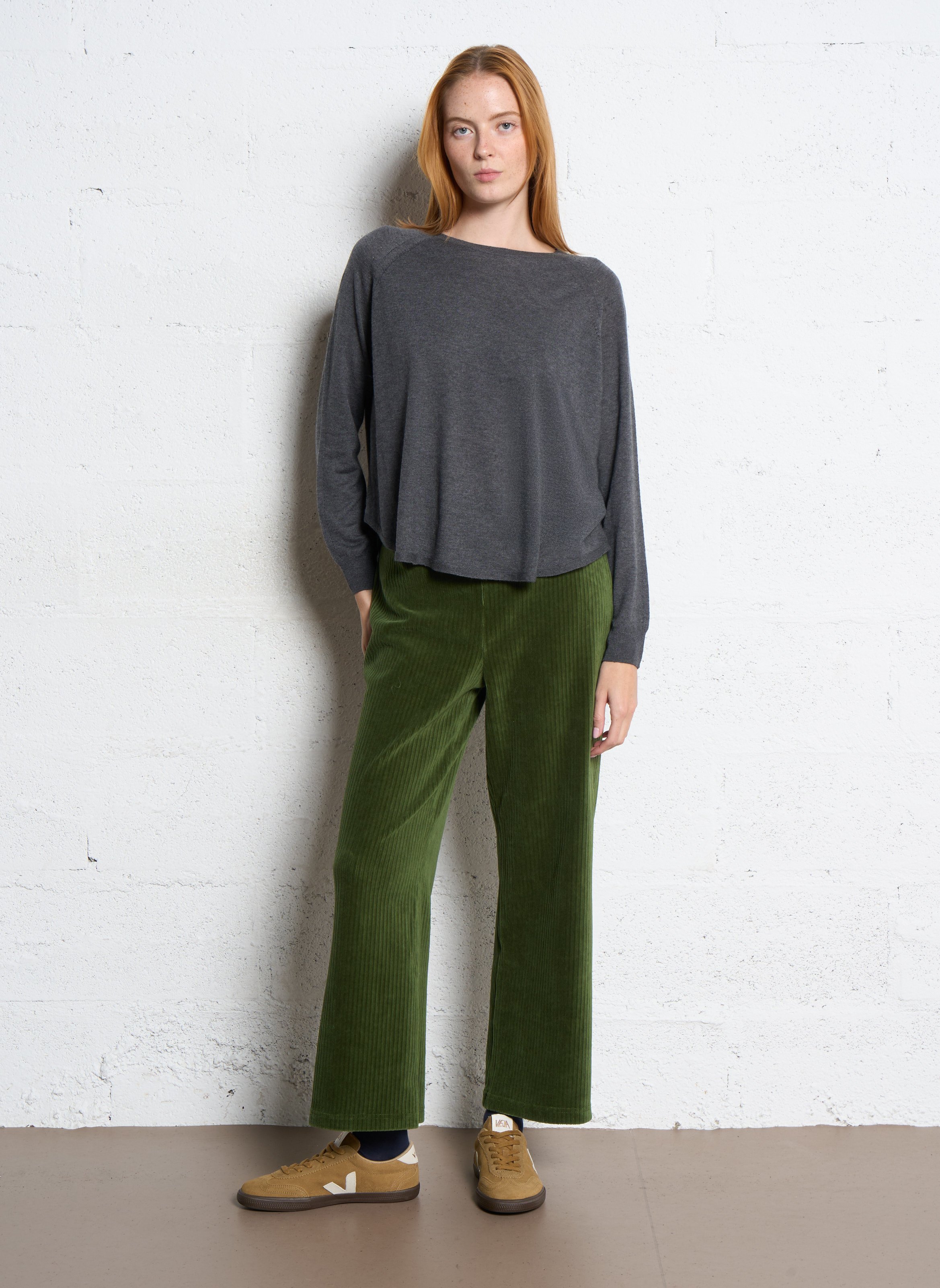 Pantalon large en velours côtelé NICE THINGS Kaki