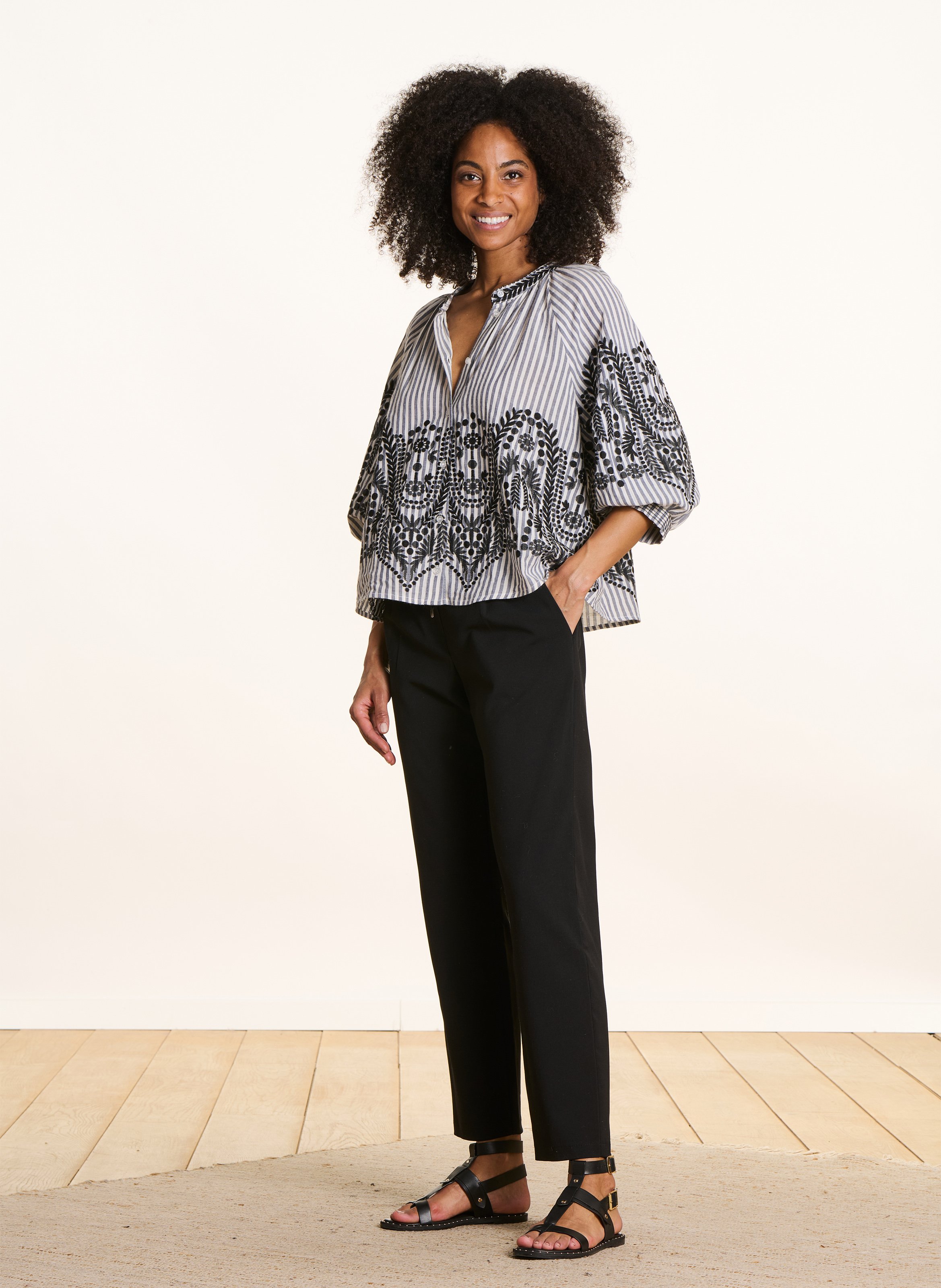 High-waisted carrot trousers LA FEE MARABOUTEE Black