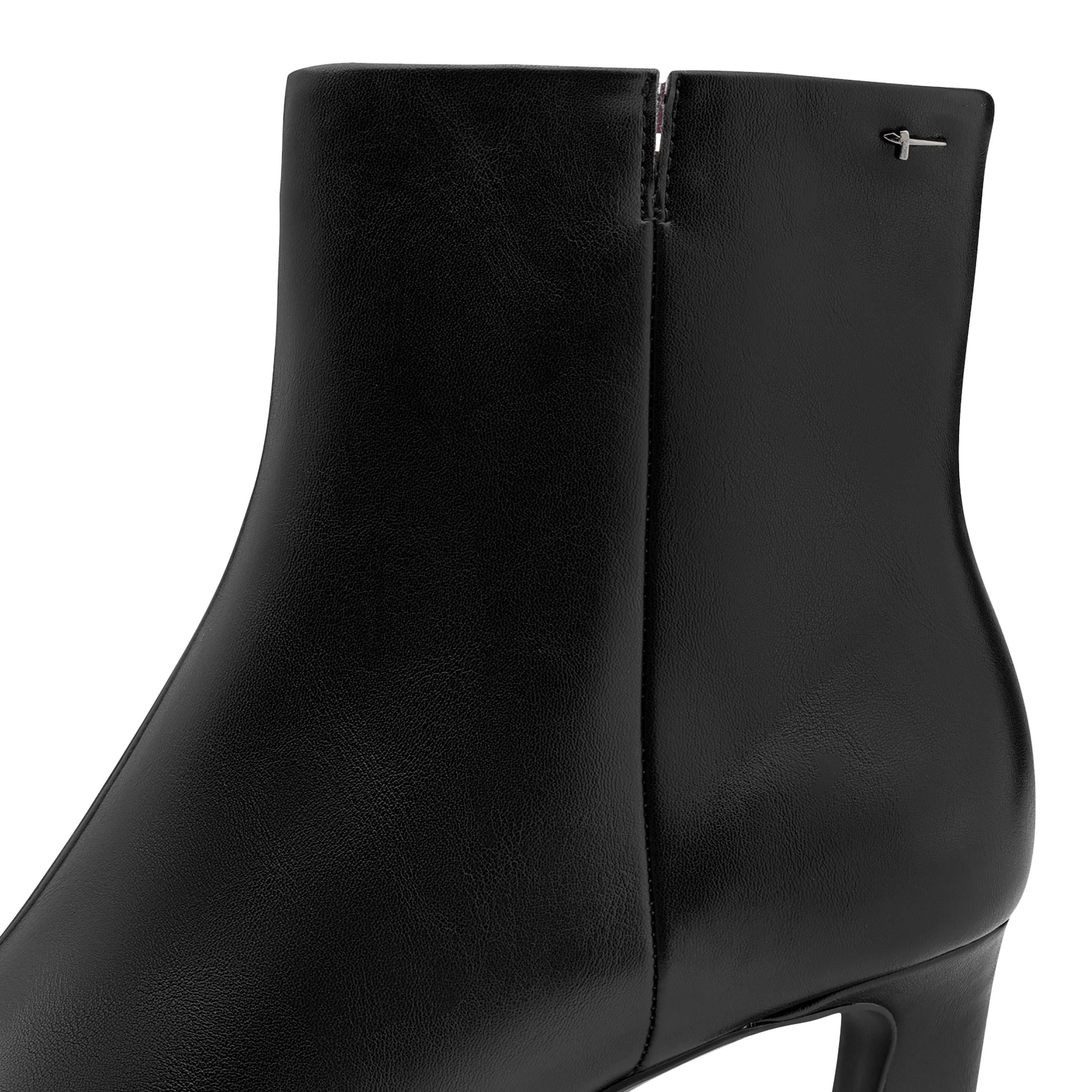 Zip-up ankle boot TAMARIS Black