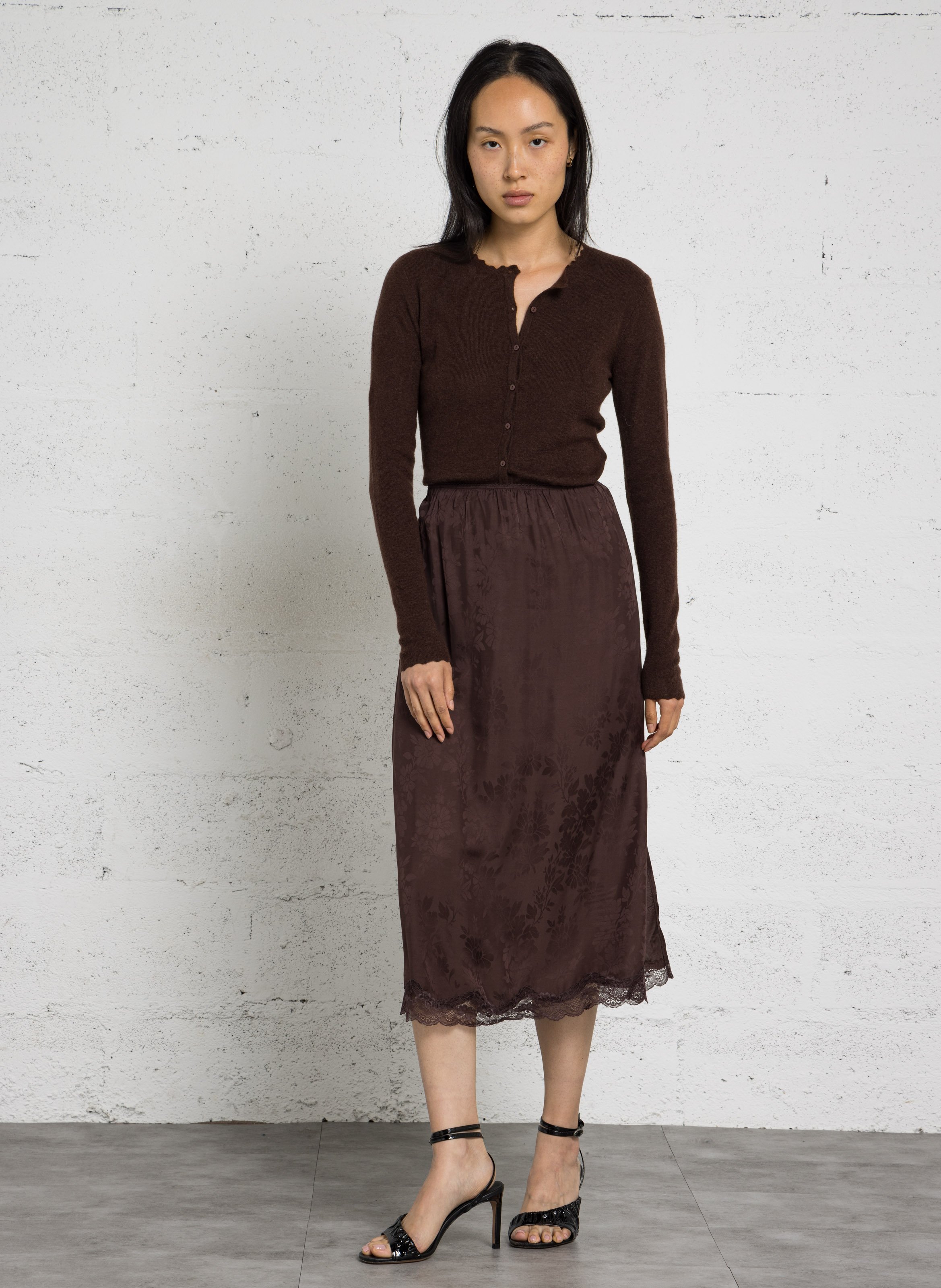 Round neck buttoned vest in plain color PETITE MENDIGOTE Brown