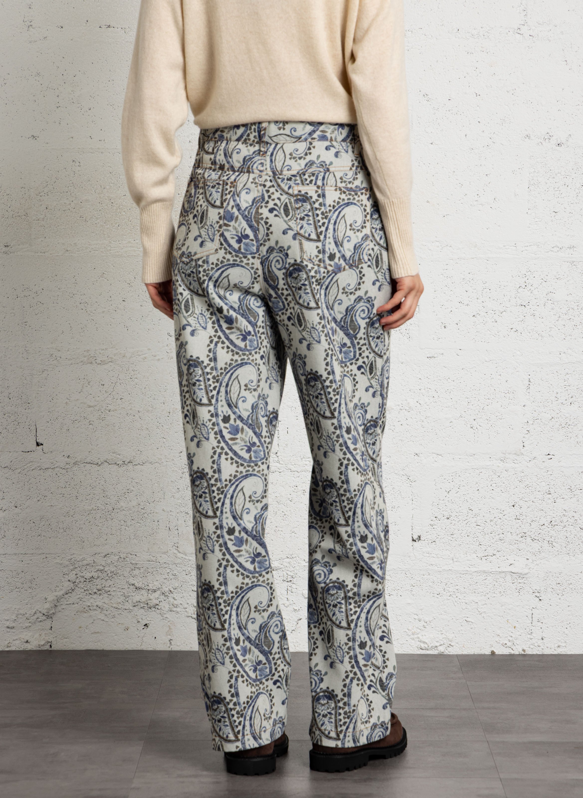 Hoch geschnittene weite Jeans mit Print SEE U SOON Braun