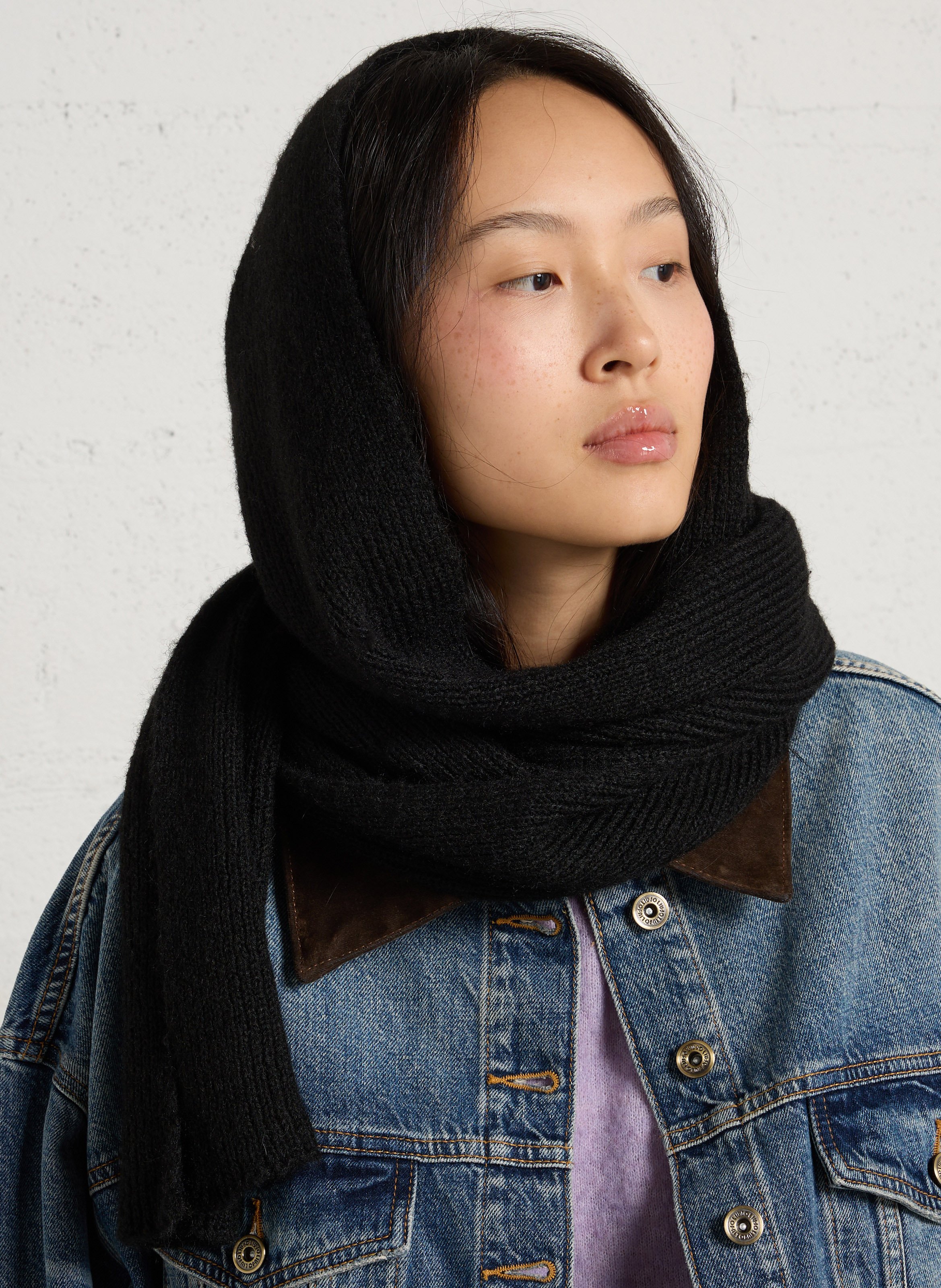 Hooded knit scarf LE TEMPS DES CERISES Black
