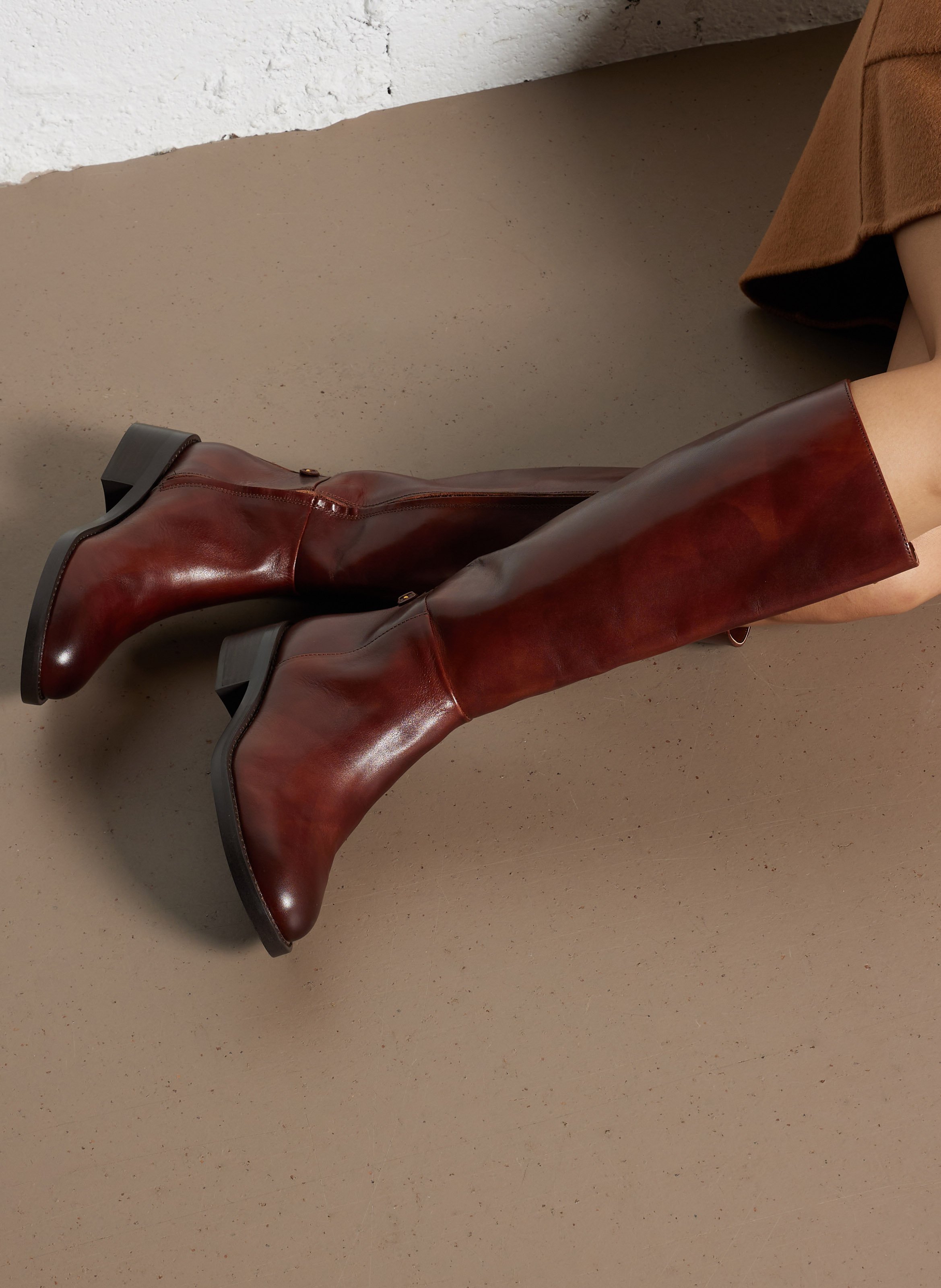 Hohe Lederstiefel mit Reißverschluss SAM EDELMAN Braun