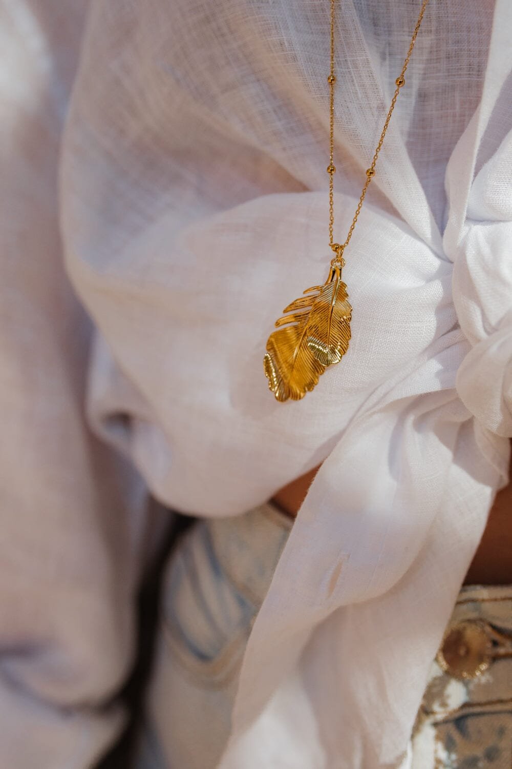 Gold-plated leaf necklace Golden