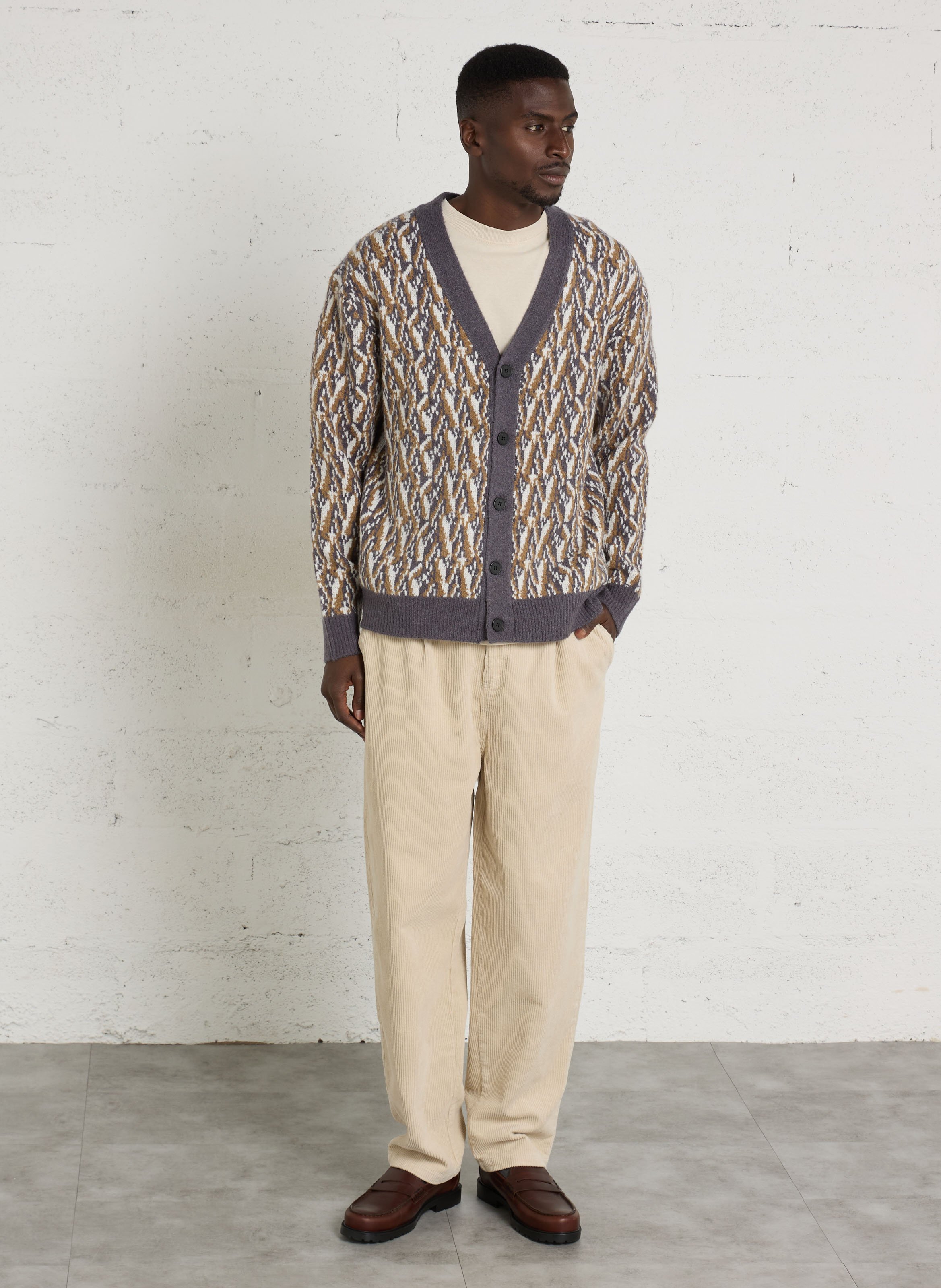 Getailleerde jacquard vest met V-hals SOLID Zilver