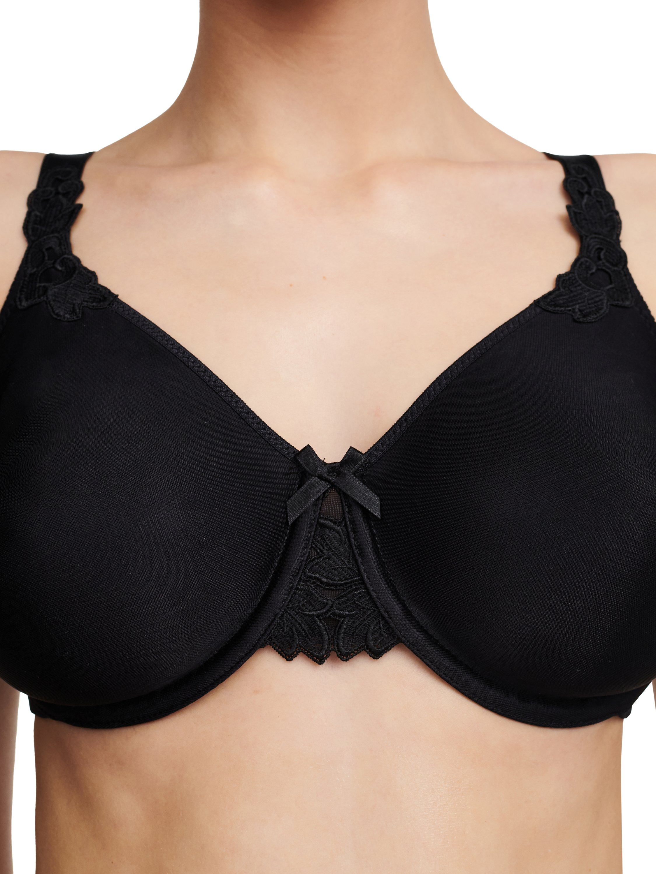 Moulded full-cup bra CHANTELLE Black