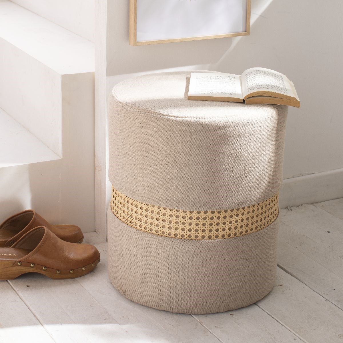 Wooden caned stool FACTORY Beige