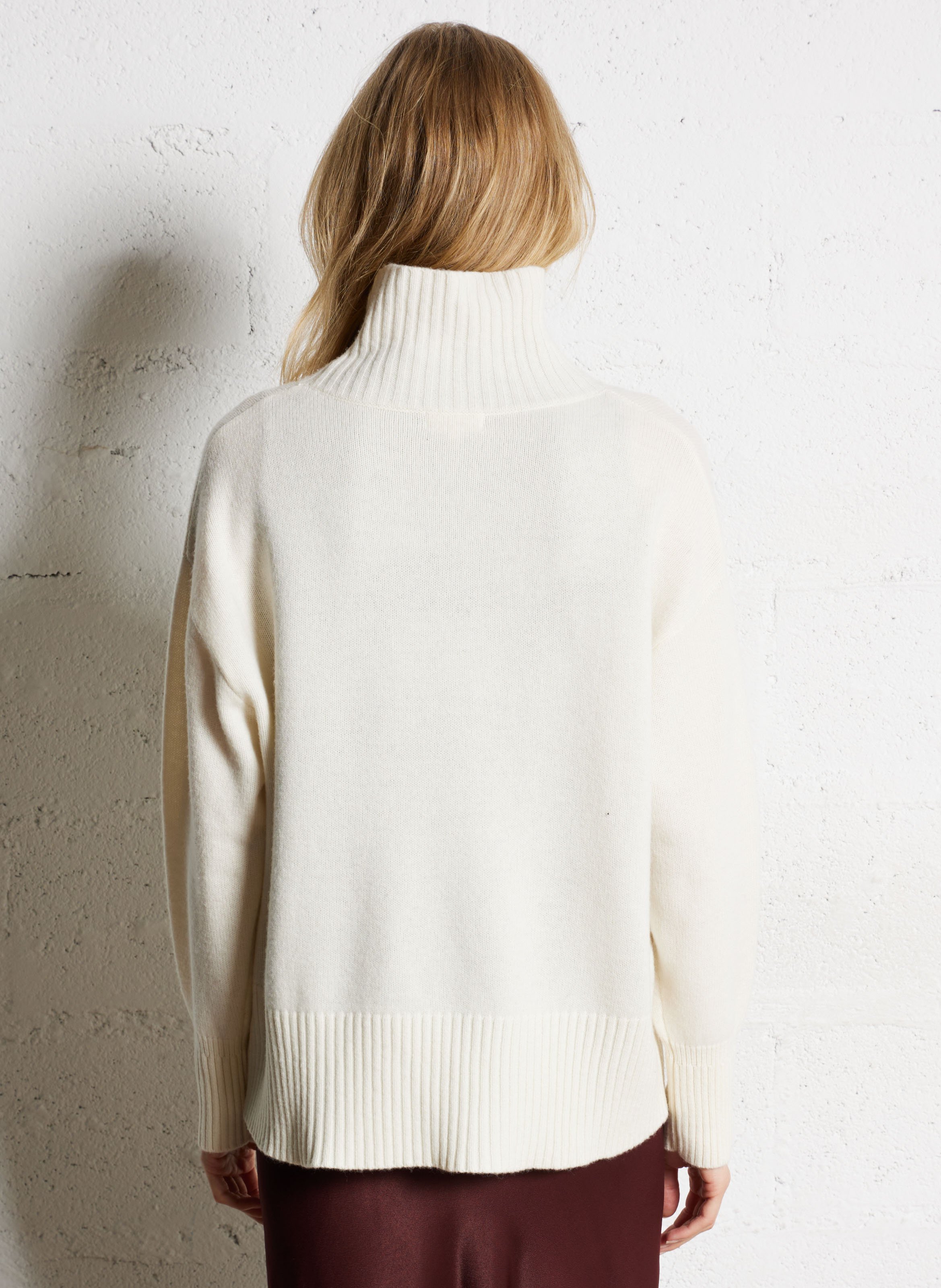 Pull ample col montant en laine SUNCOO Blanc