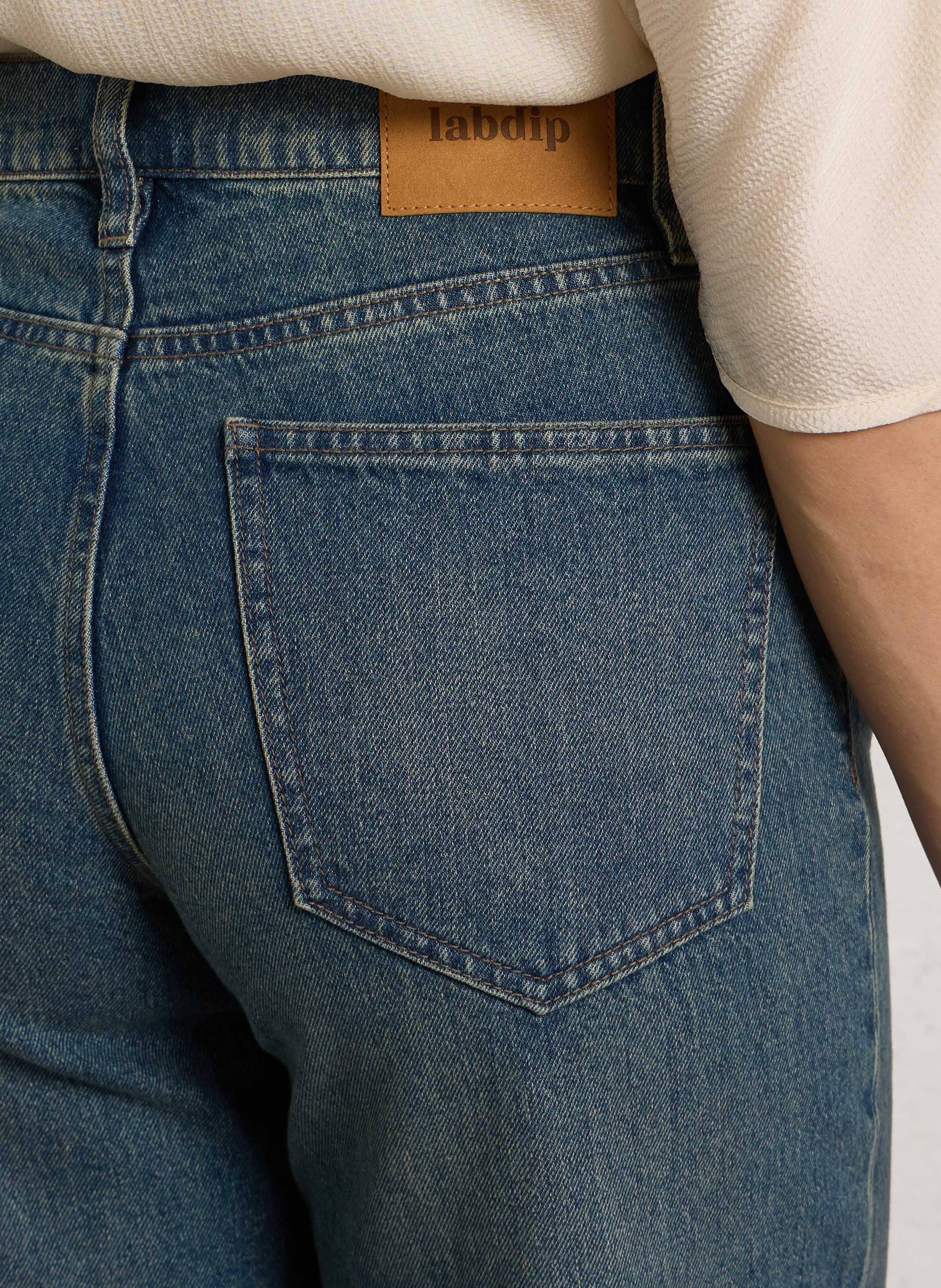 Jean large en coton recyclé LAB DIP Bleu