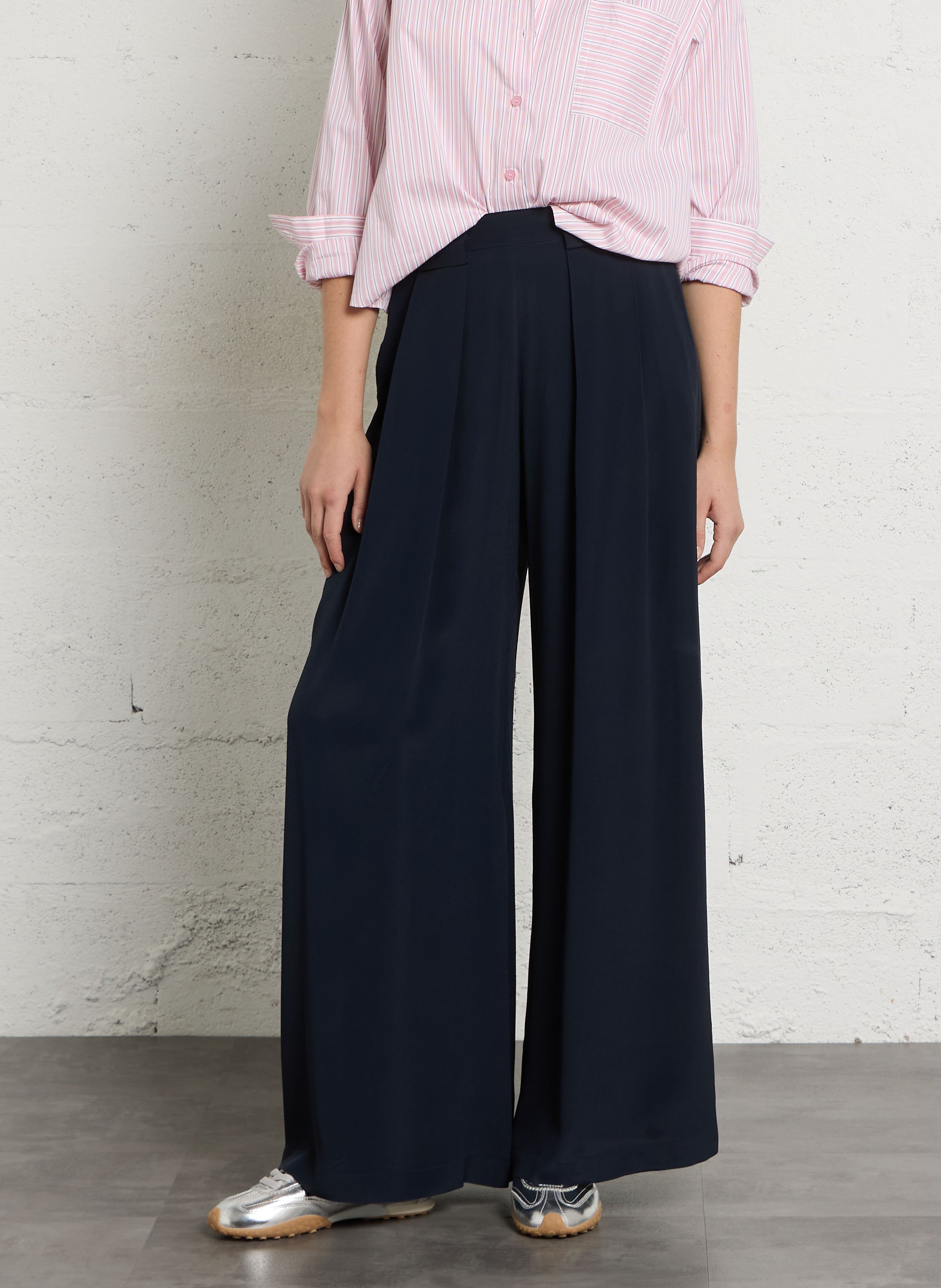 Fluid high-rise wide-leg pants MOMONI