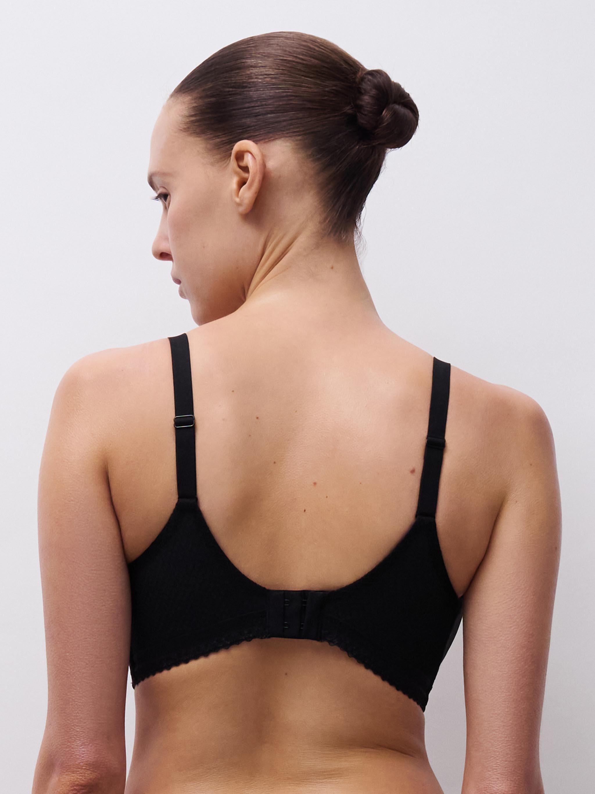 Non-wired padded lace bra CHANTELLE Black
