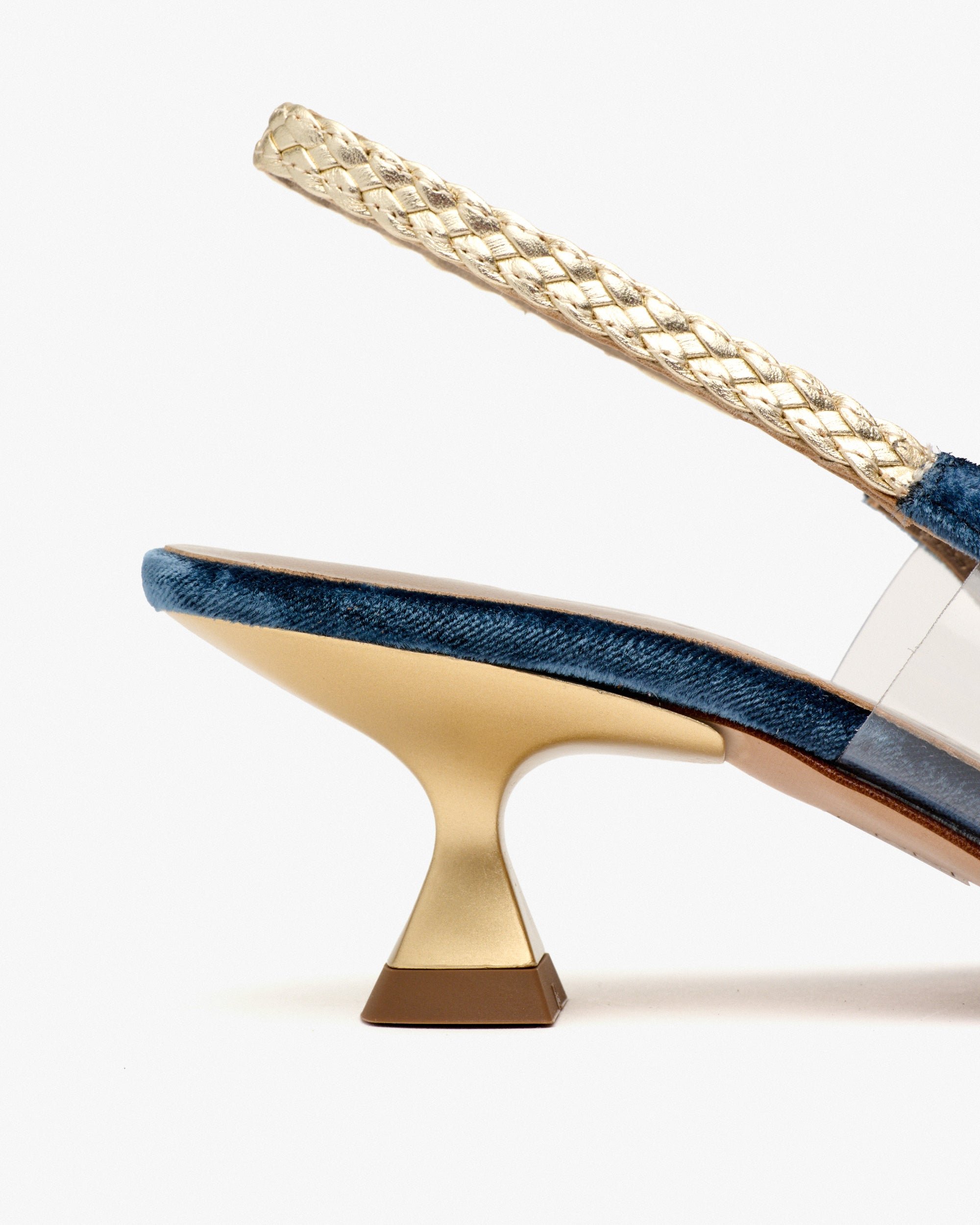 Escarpins en velours marine avec galon en cuir métallisé PEDRO MIRALLES Bleu