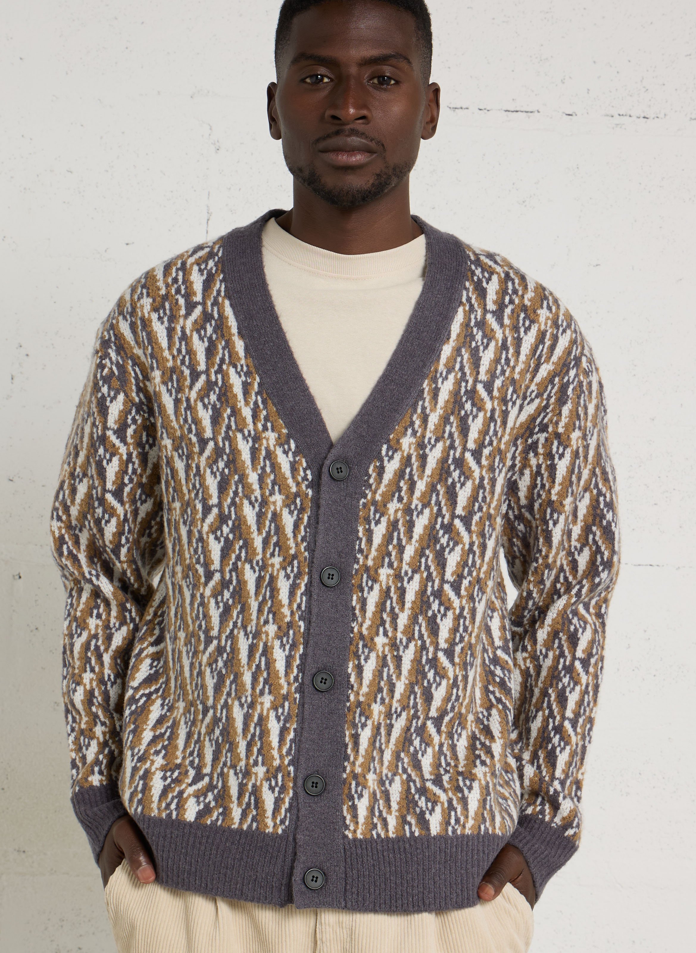 Getailleerde jacquard vest met V-hals SOLID Zilver