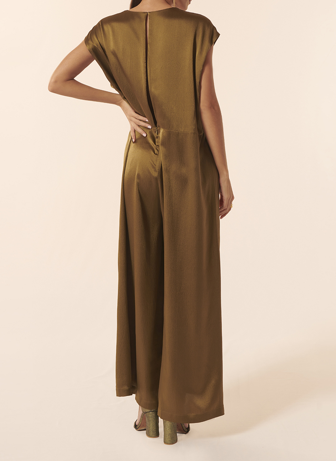 Zijden jumpsuit met wijde broek KARMA KOMA Bruin