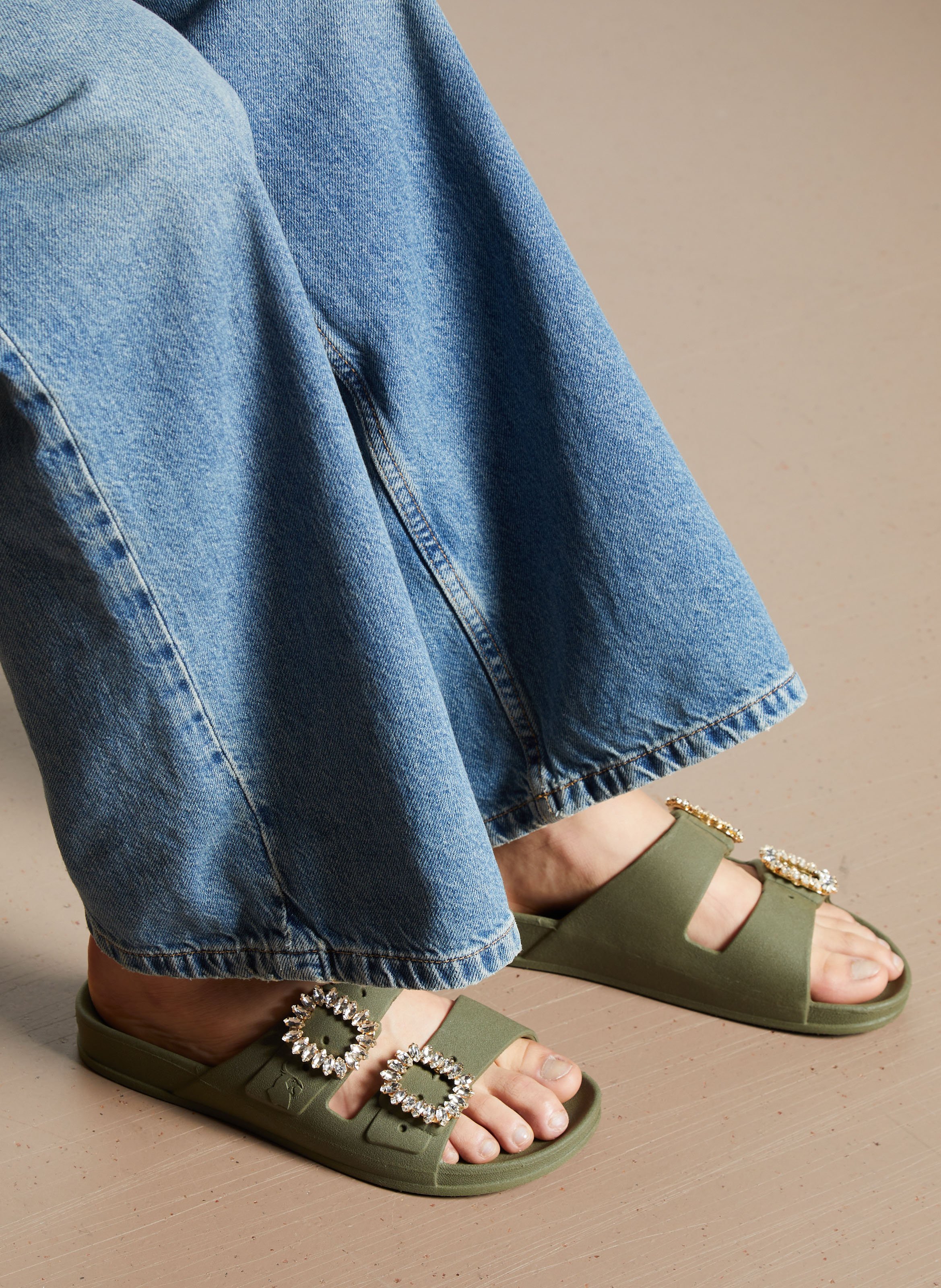 Sandales plates CACATOES DO BRASIL Kaki