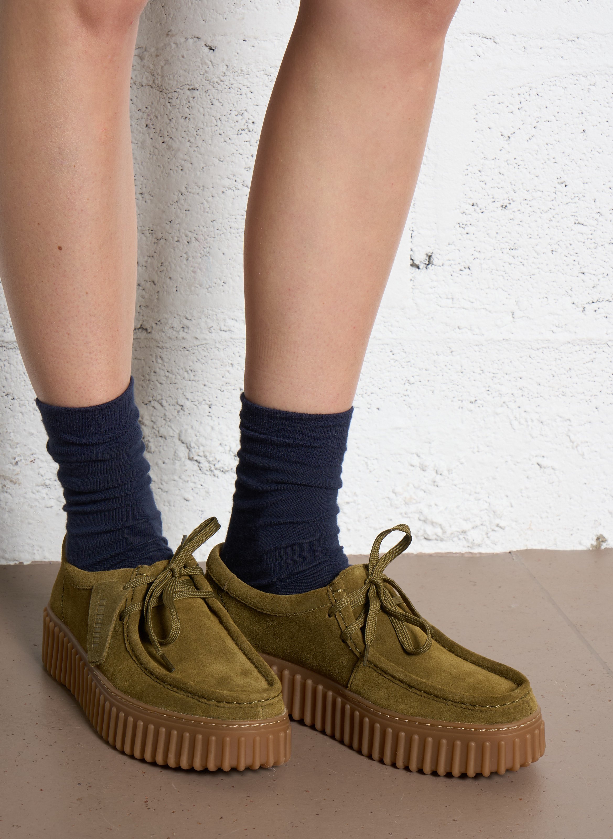 Derby's van veloursleer CLARKS Groen