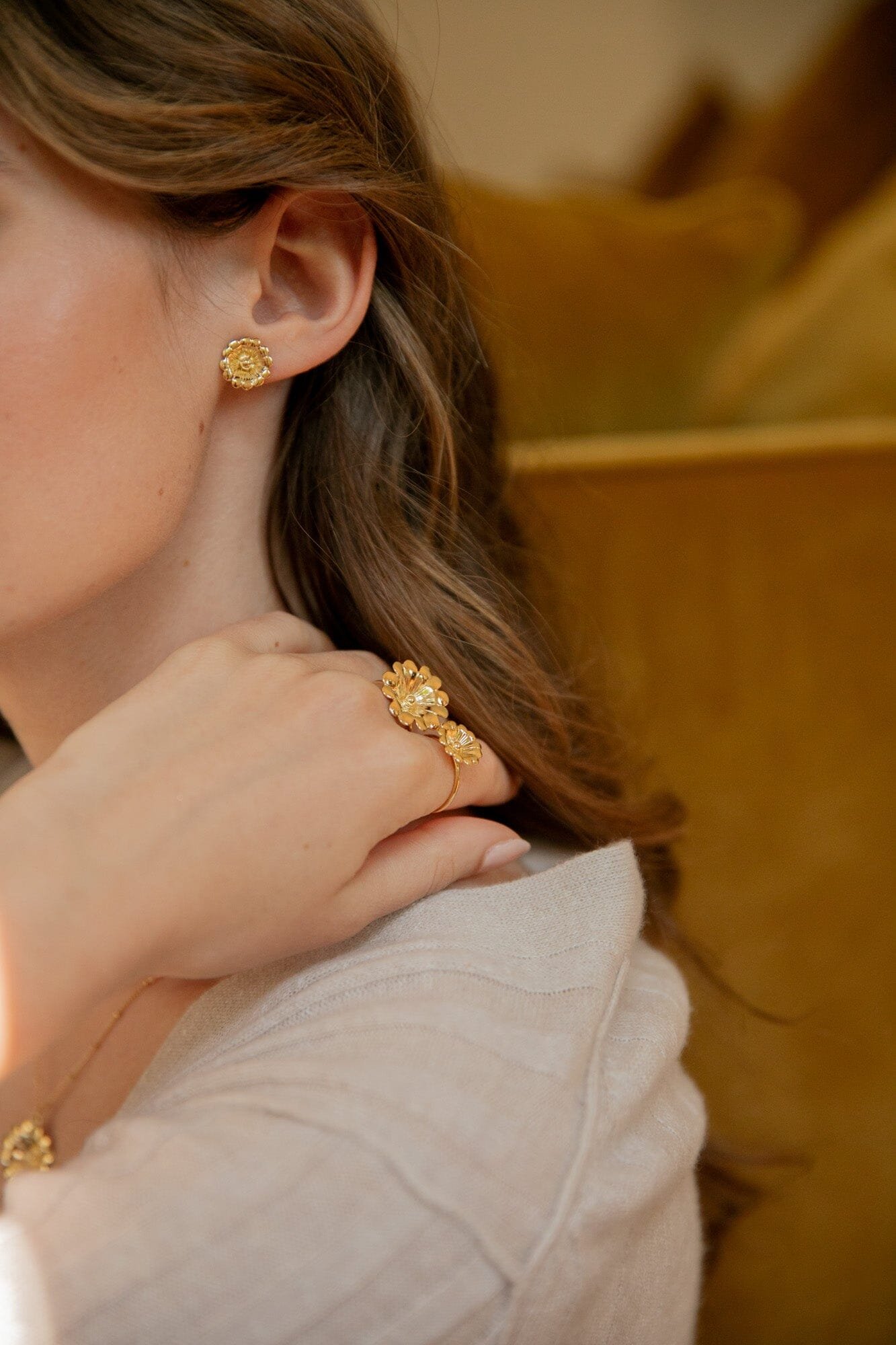 Flower stud earrings in gold-plated fine gold MONSIEUR SIMONE Golden