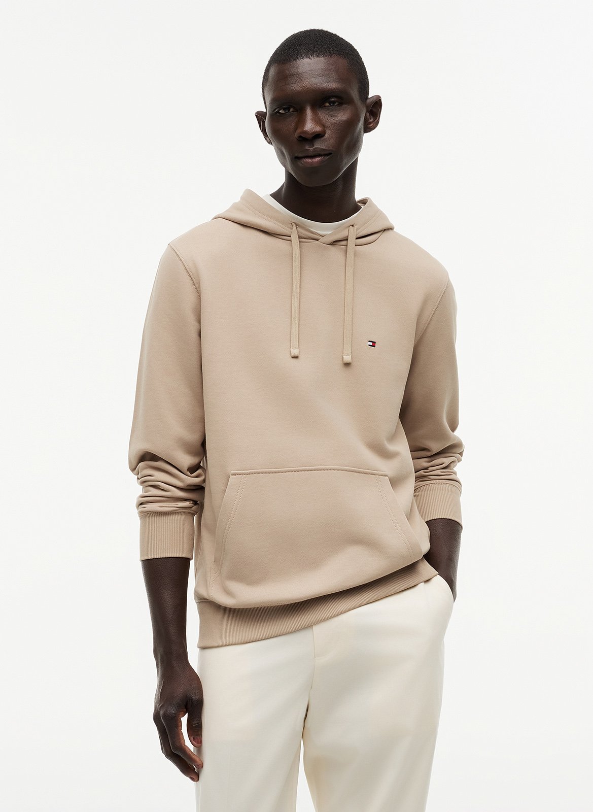 ATTENDRE POUR MEL DEMANDE MARQUE TOMMY HILFIGER