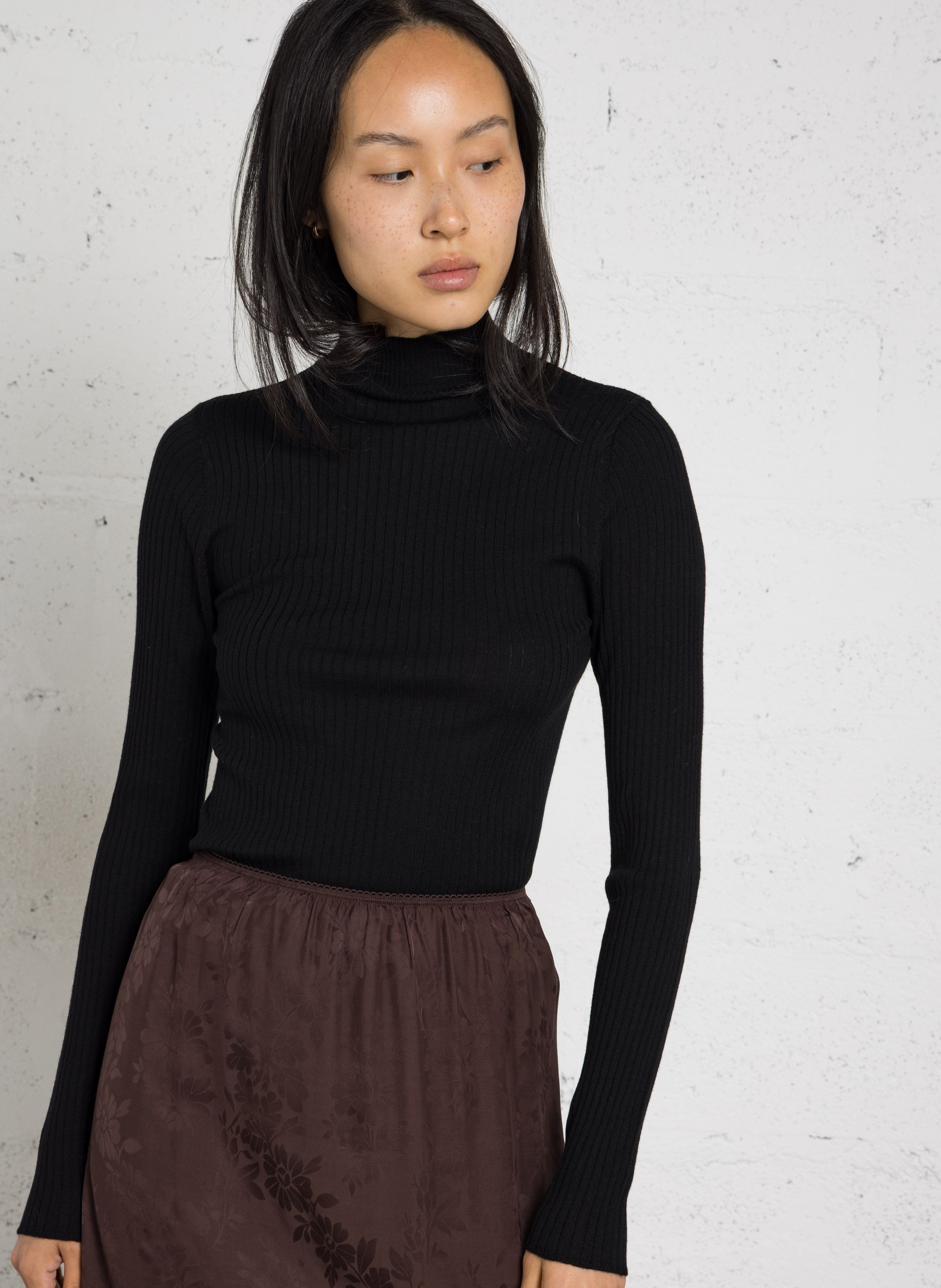 Tee-shirt manches longues moulant en laine MAJESTIC FILATURES Noir