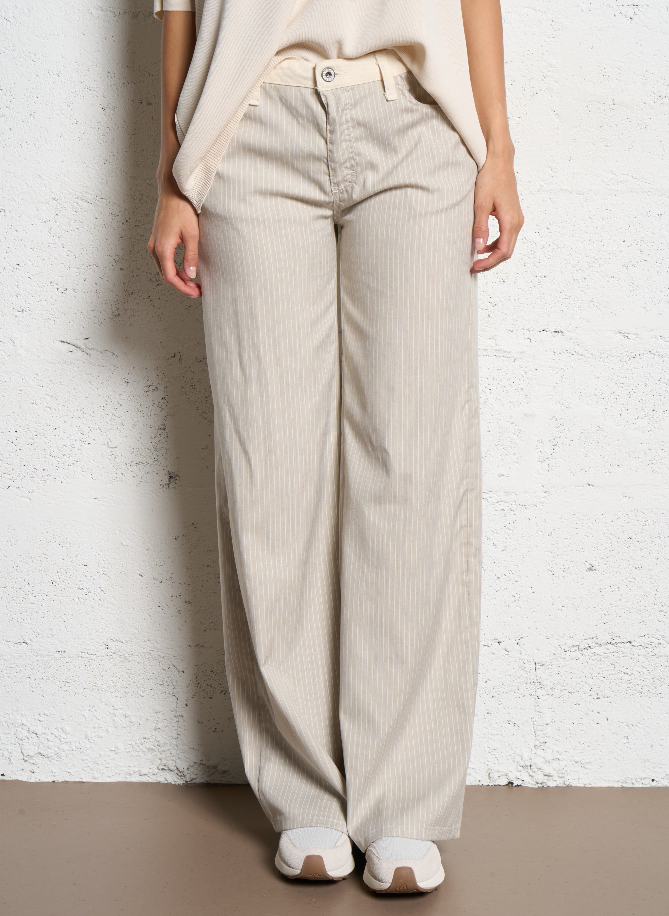 Weit geschnittene Streifenhose PLEASE Beige