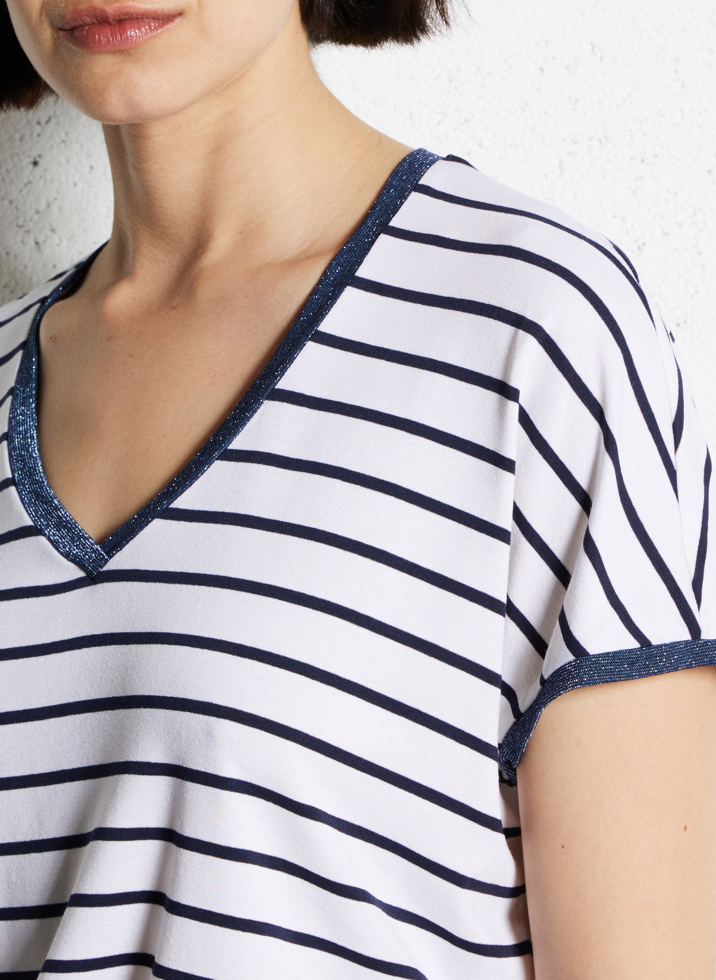 Loose-fit V-neck T-shirt PLEASE Multicolored