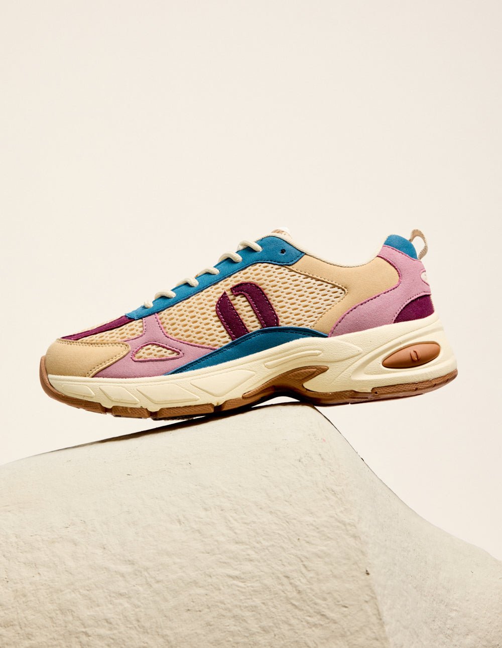 ASICS GEL PULSE 13 ODAJE EX. M.MOUSTACHE Beige