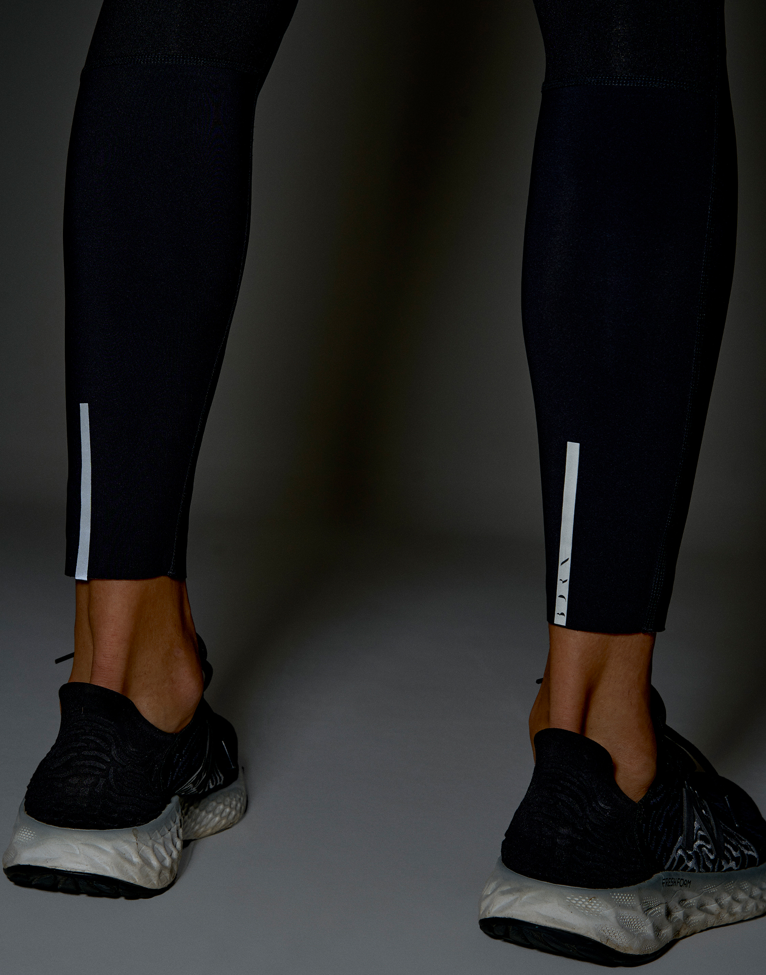 Performance Long Sport Legging BORN LIVING YOGA Black