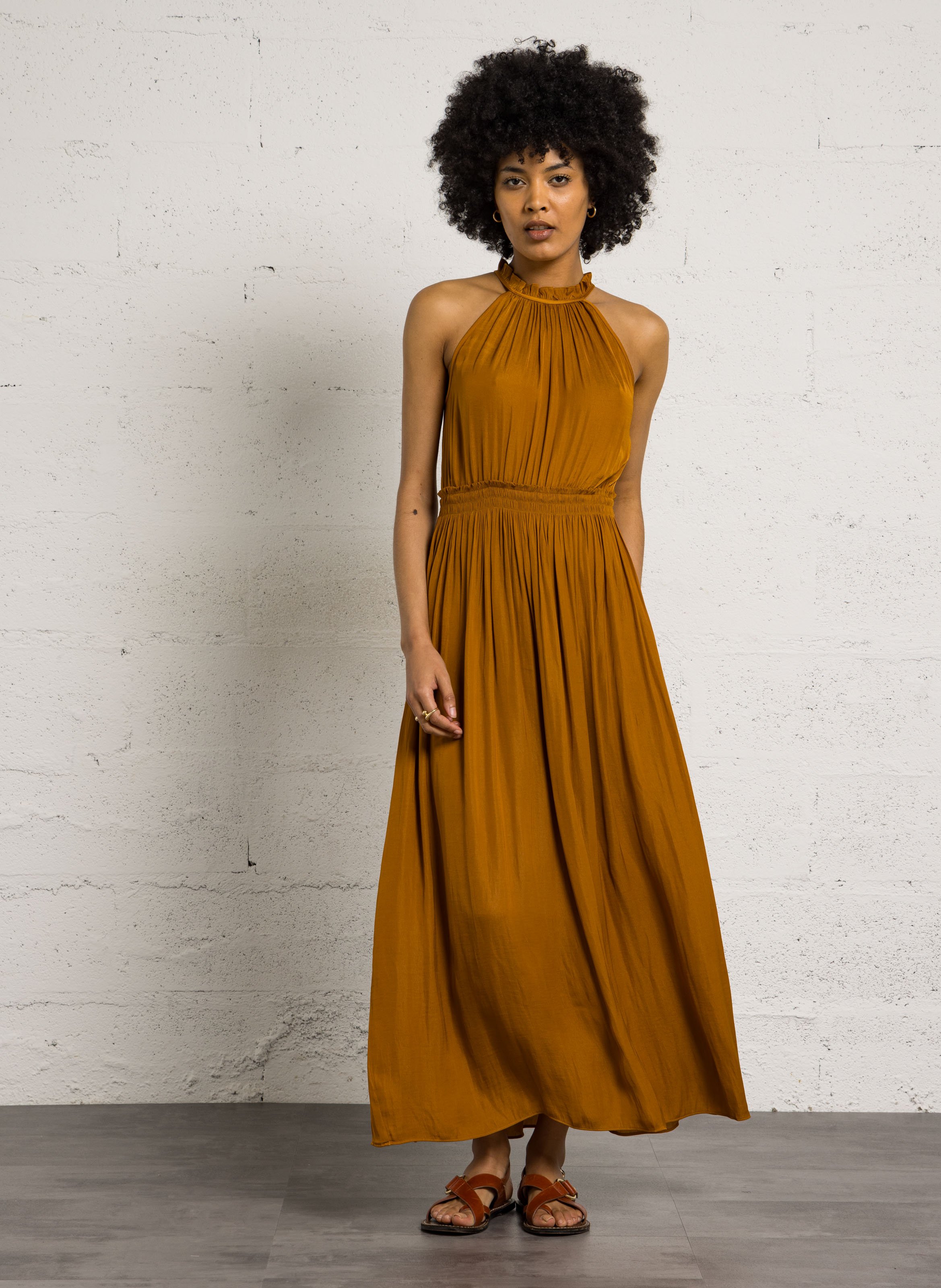 Lange, glanzende jurk MAISON 123 Goudkleurig