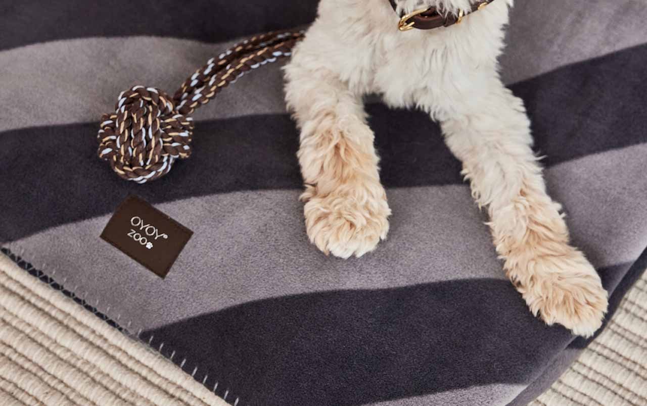 Polyester blanket OYOY LIVING DESIGN Black