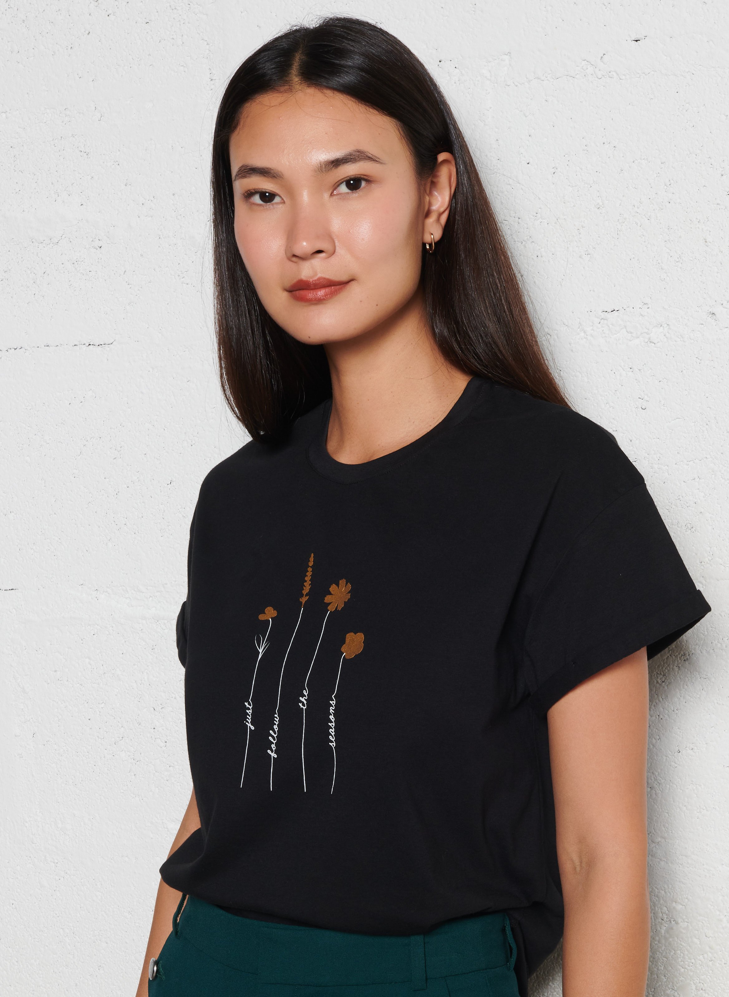 Straight round-neck cotton T-shirt with screen print I CODE Black