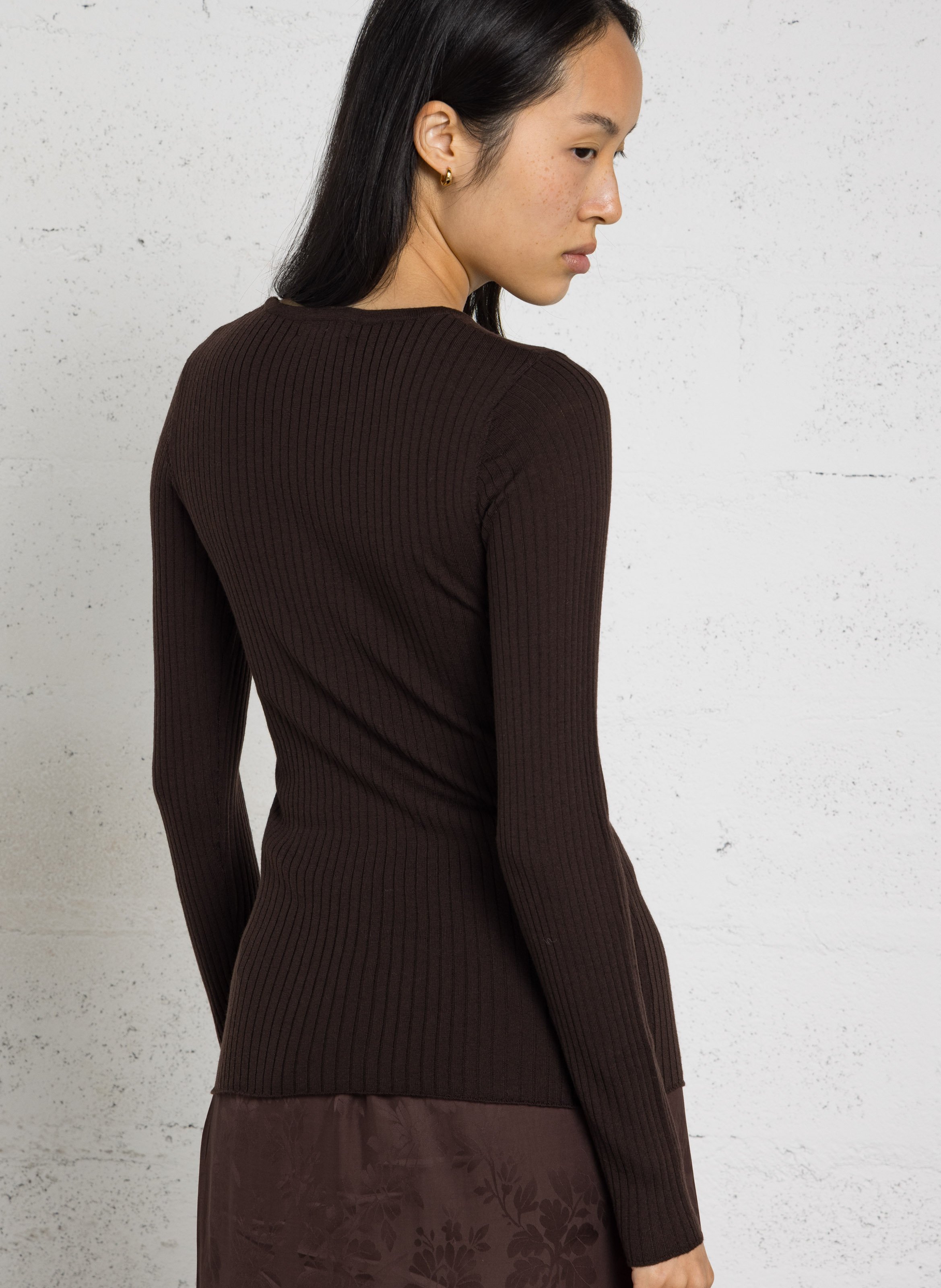 Tee-shirt manches longues moulant en laine MAJESTIC FILATURES Marron