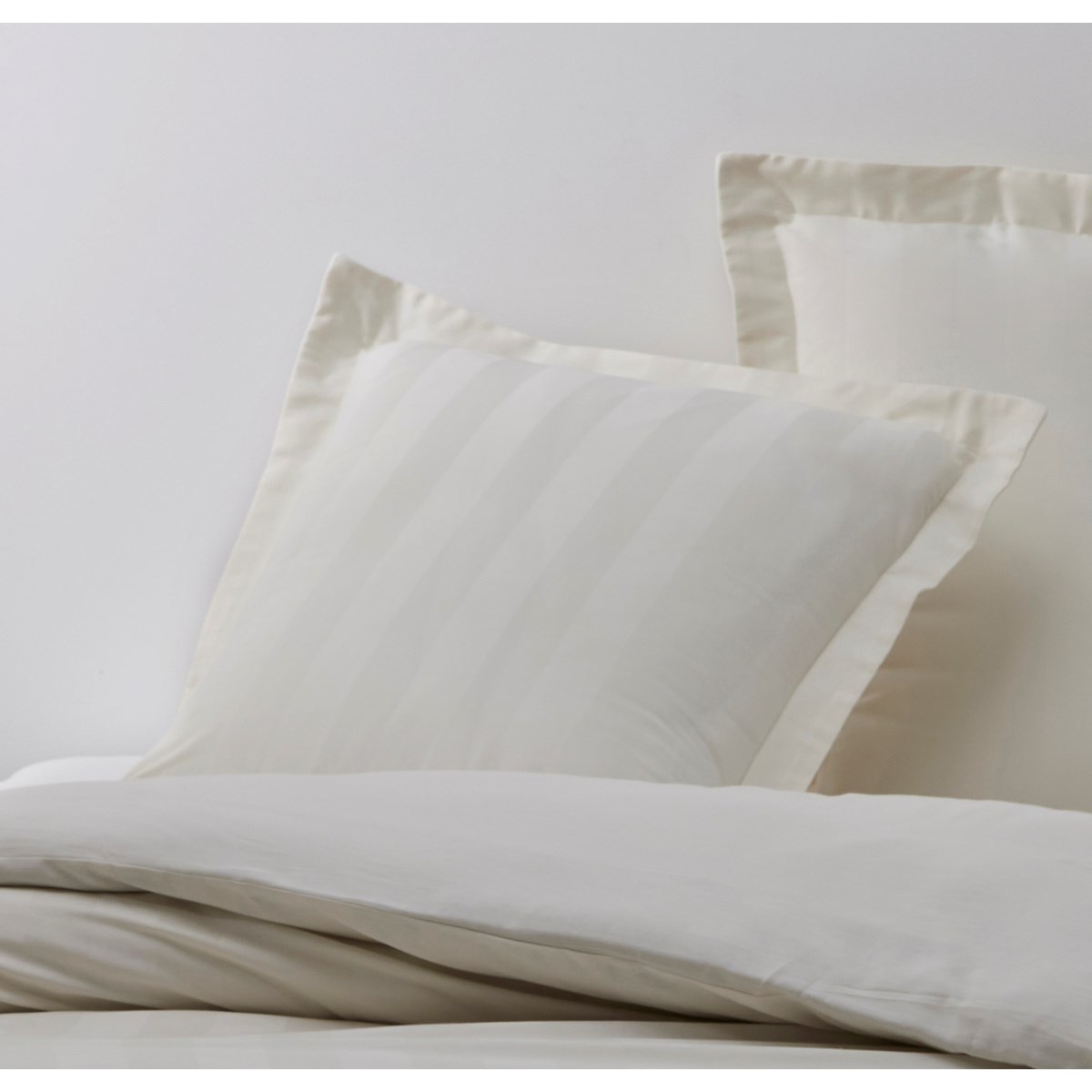 Cotton pillowcase with flounce TODAY LINGE DE MAISON White