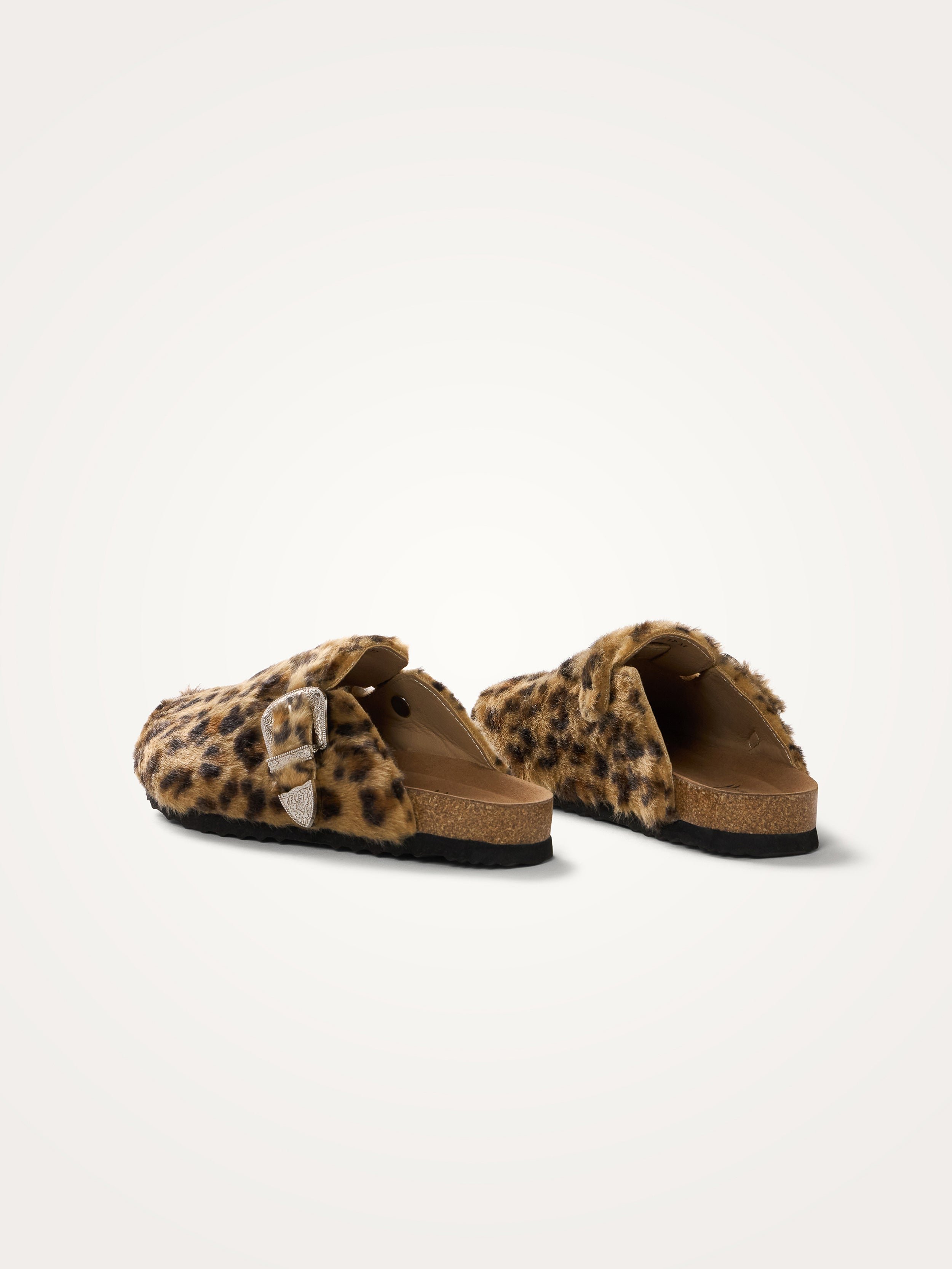 Faux fur clogs Brown